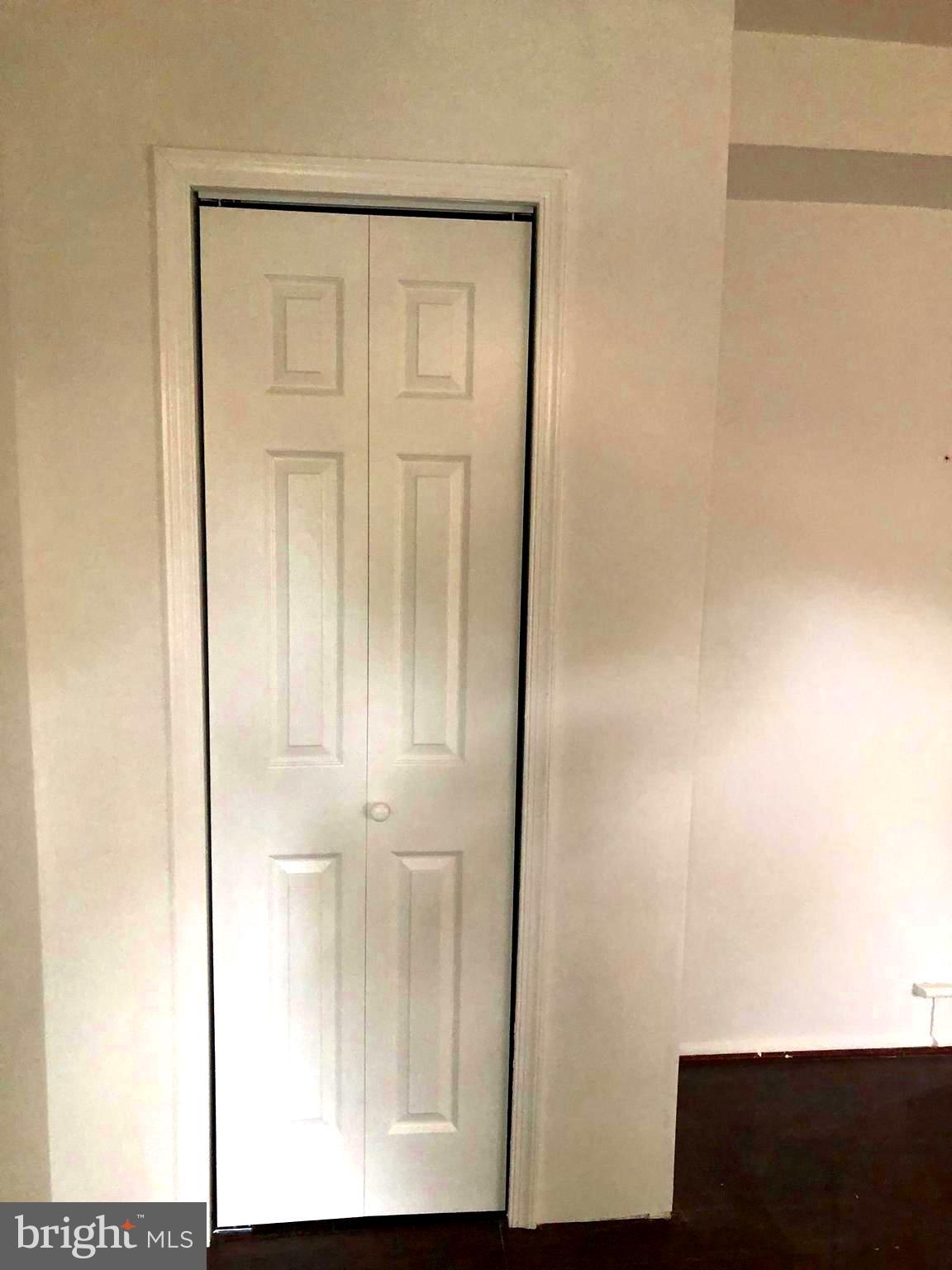 REFLECTION LAKE - Residential Lease