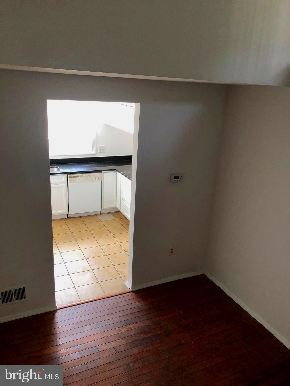 REFLECTION LAKE - Residential Lease