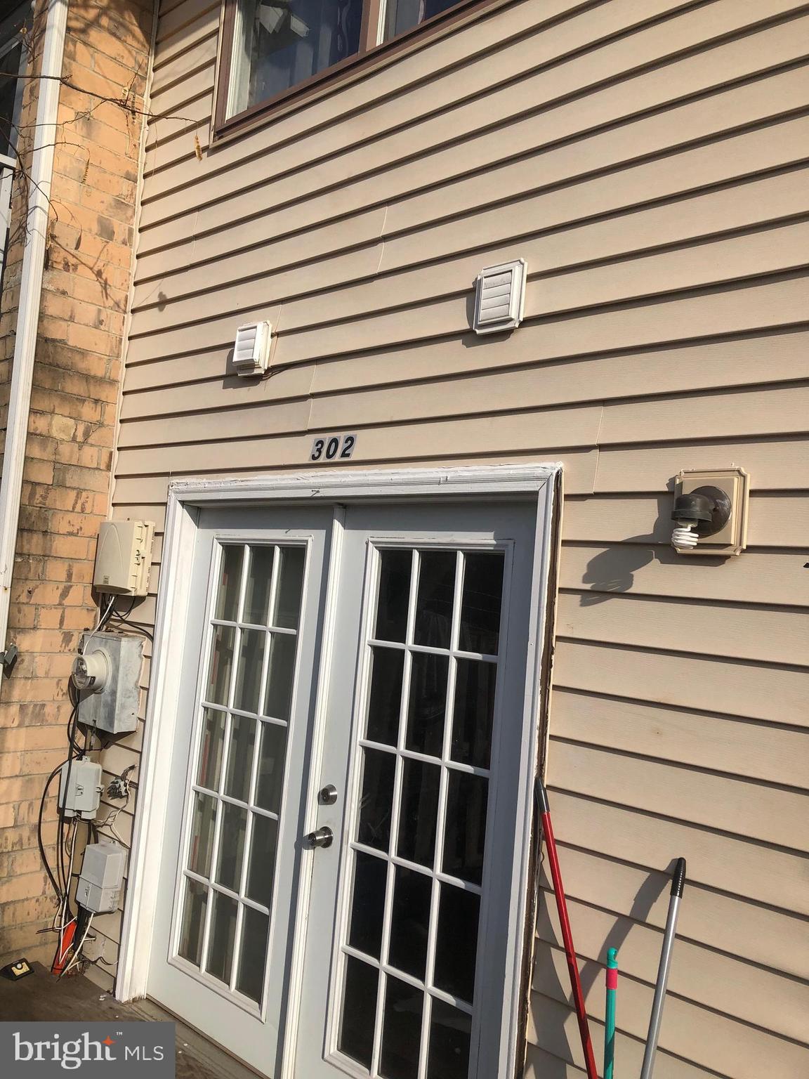 REFLECTION LAKE - Residential Lease