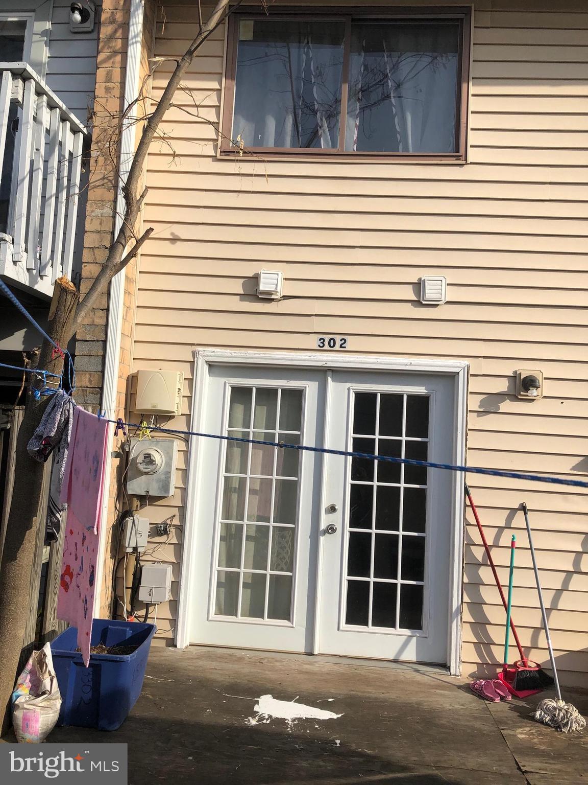 REFLECTION LAKE - Residential Lease