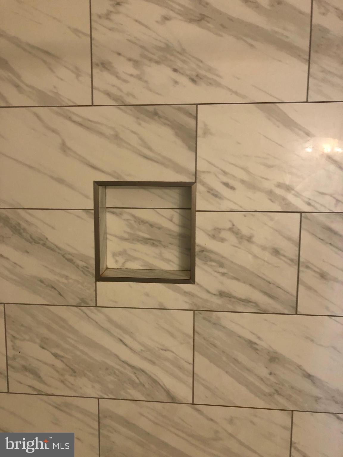 REFLECTION LAKE - Residential Lease