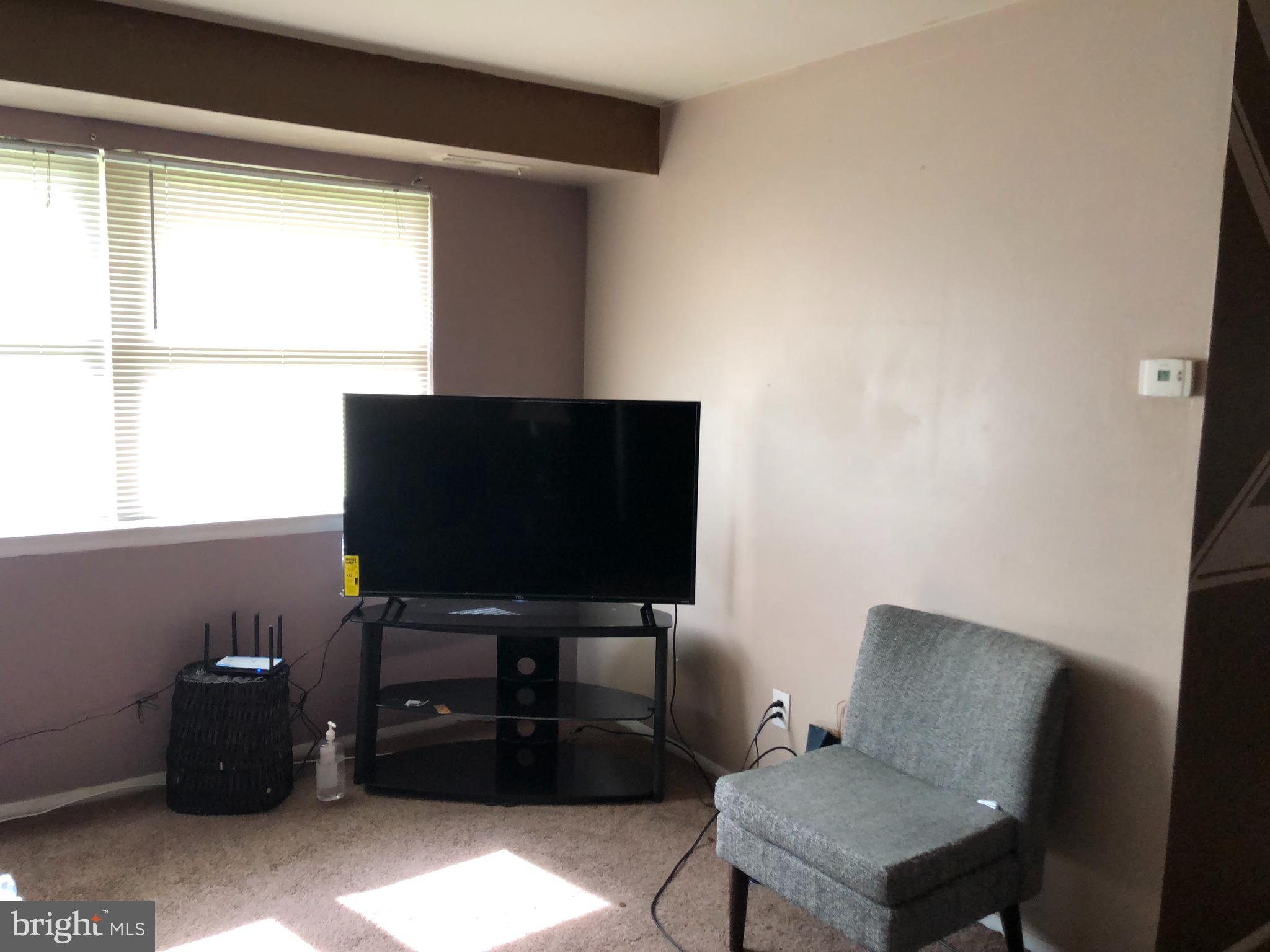 REFLECTION LAKE - Residential Lease