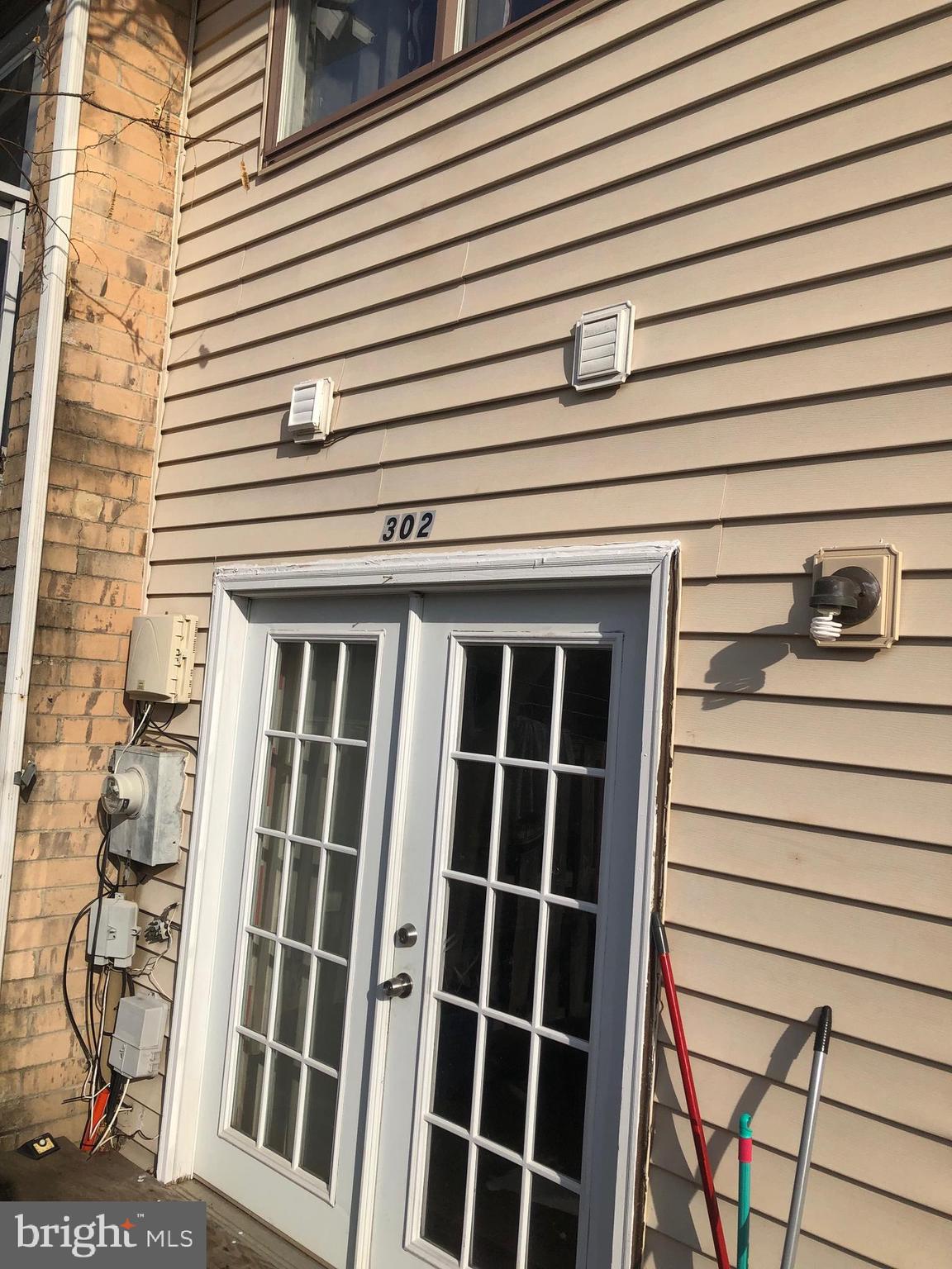 REFLECTION LAKE - Residential Lease