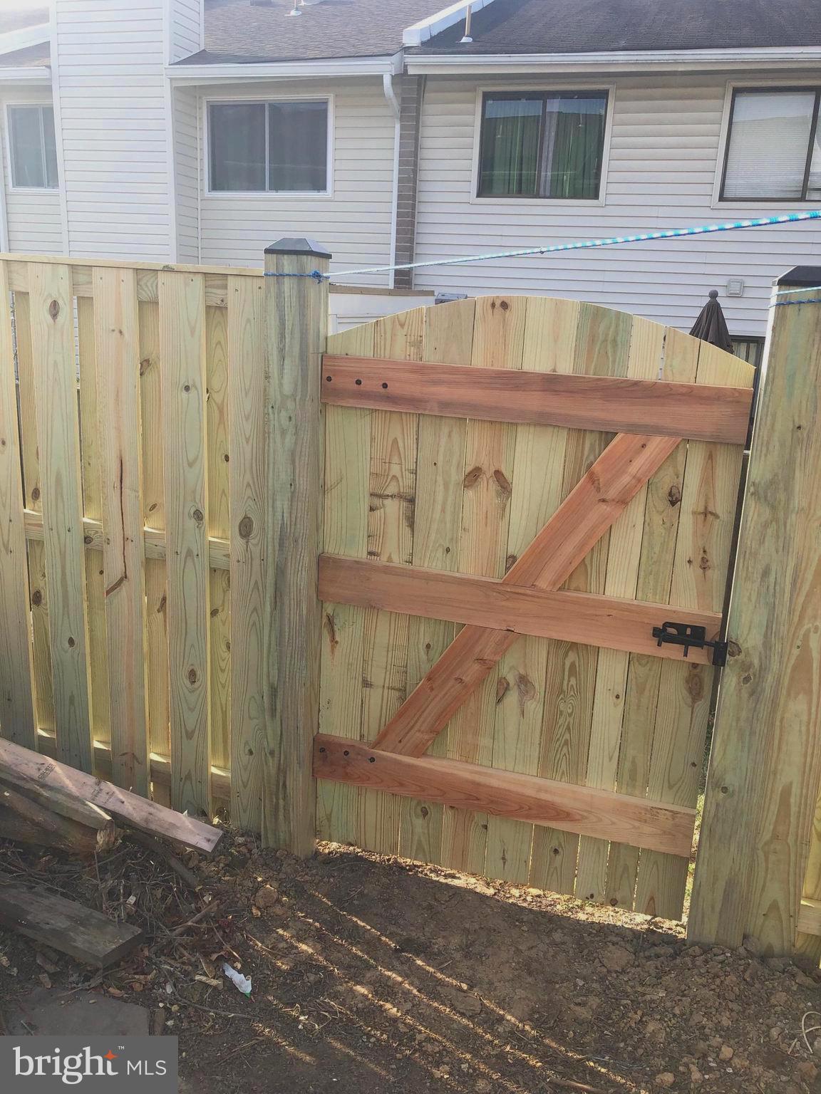 REFLECTION LAKE - Residential Lease