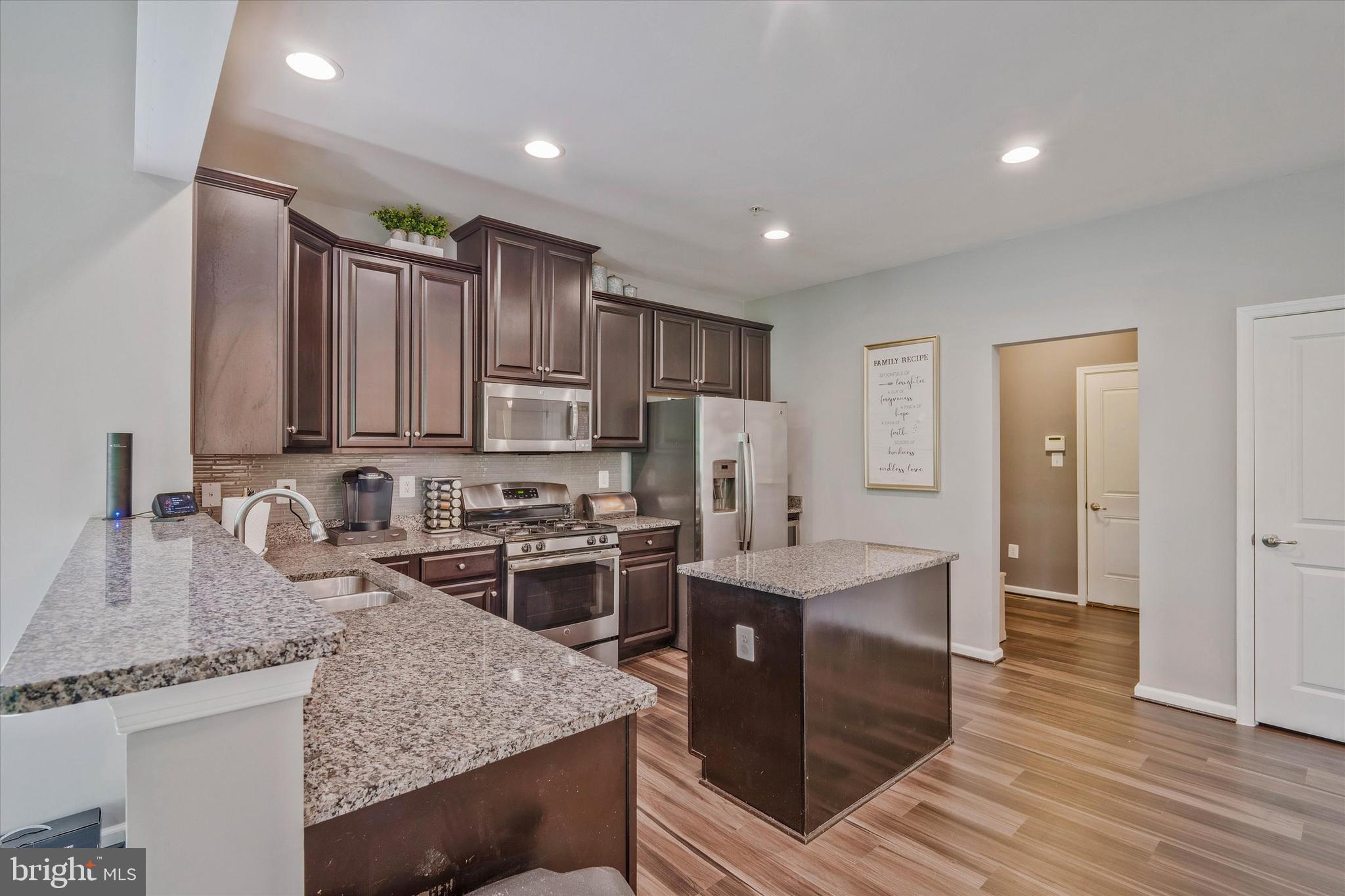BRIGHTON PLACE - Residential