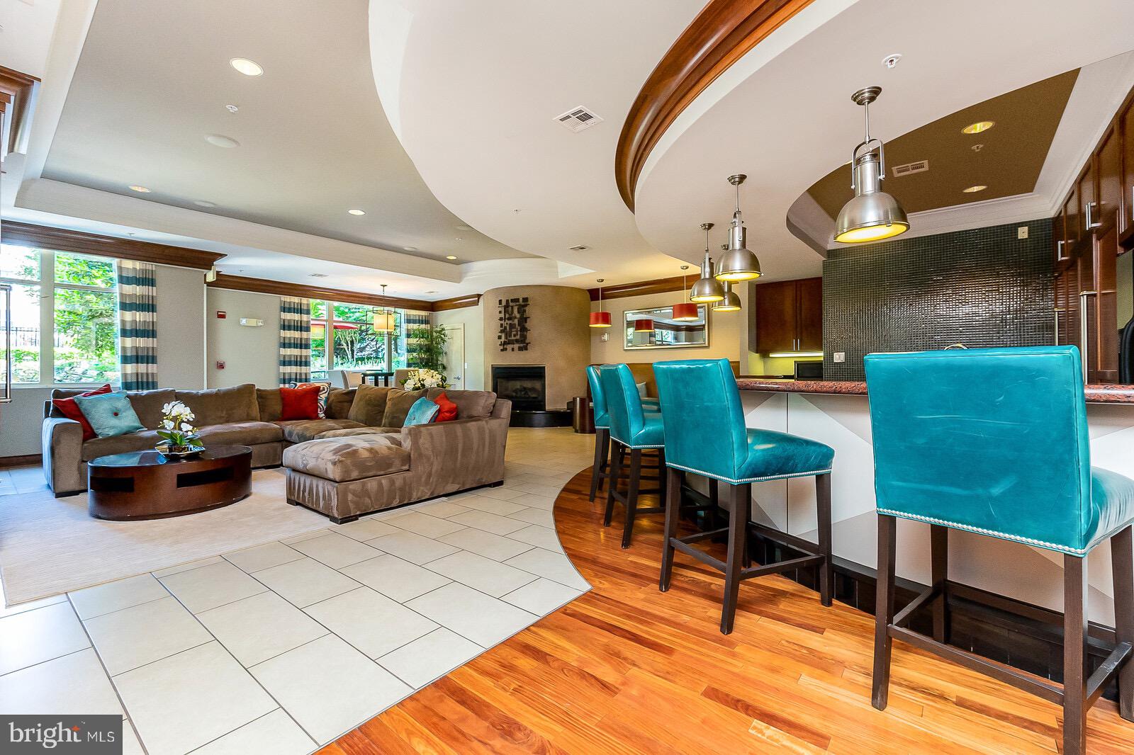 SAVOY AT RESTON TOWN CENTER - Residential Lease