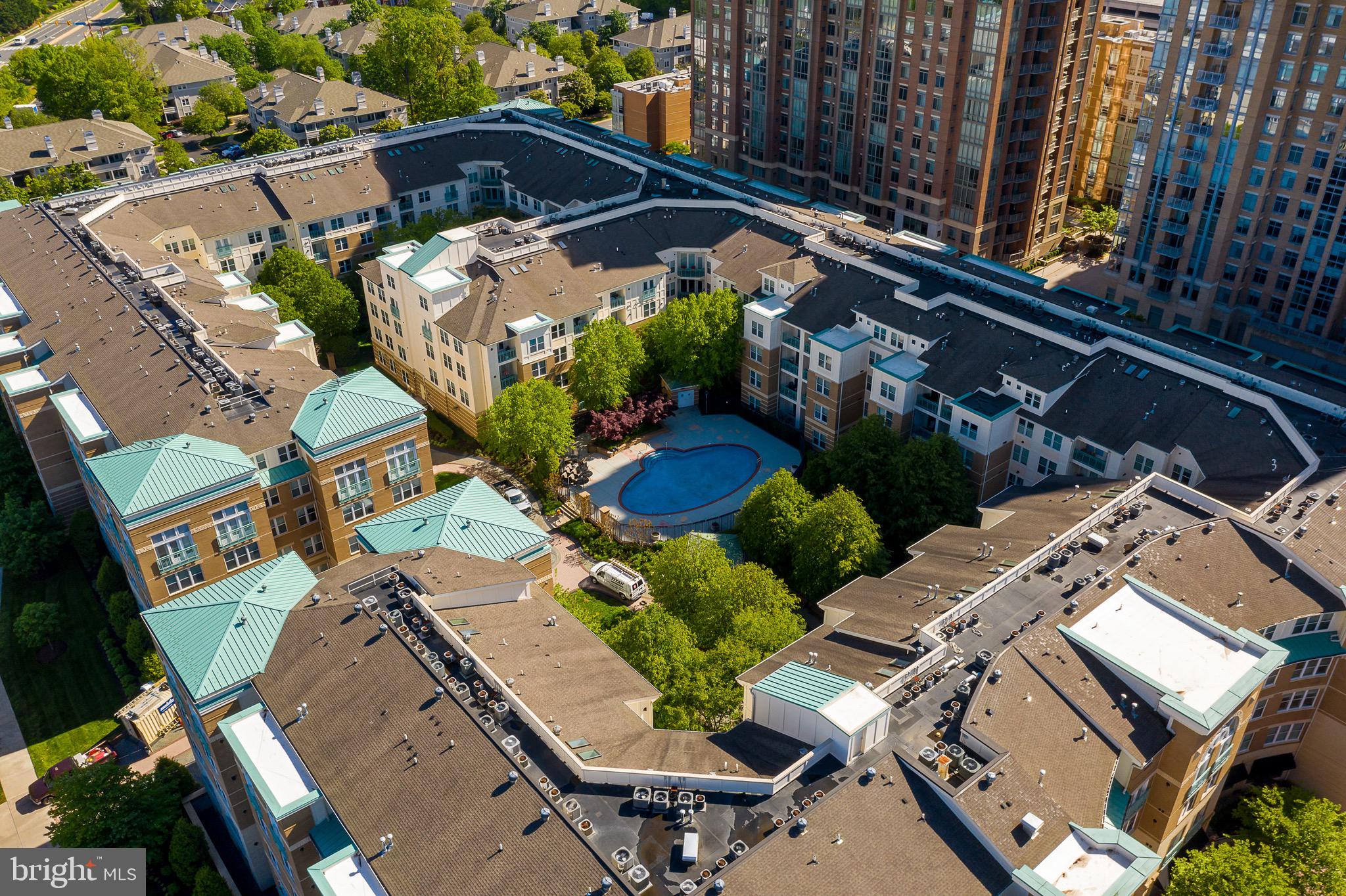 SAVOY AT RESTON TOWN CENTER - Residential Lease