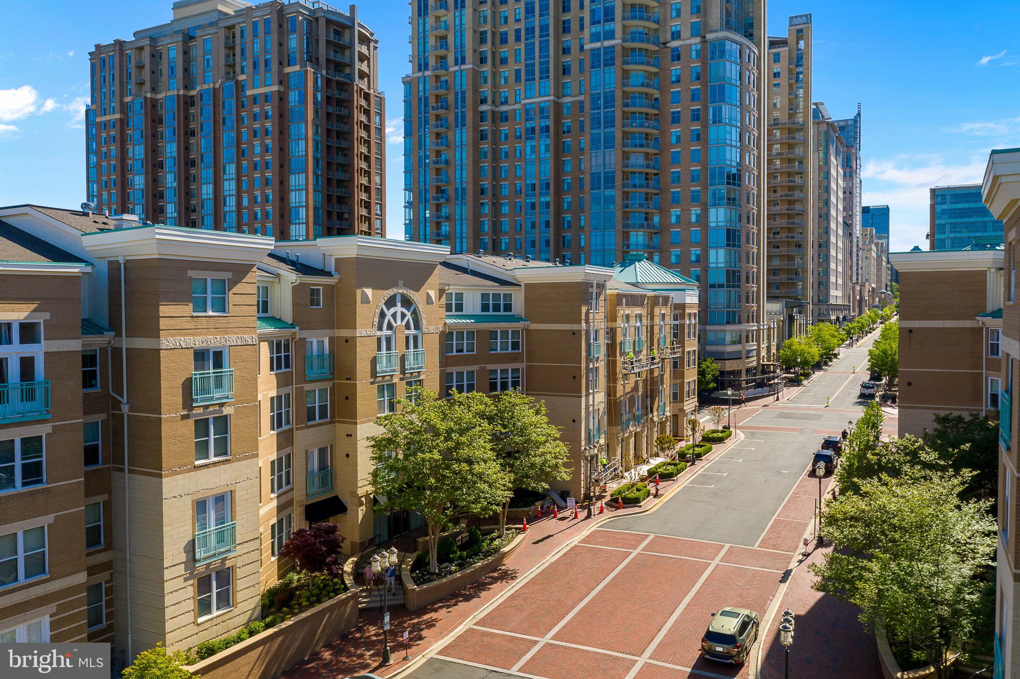 SAVOY AT RESTON TOWN CENTER - Residential Lease