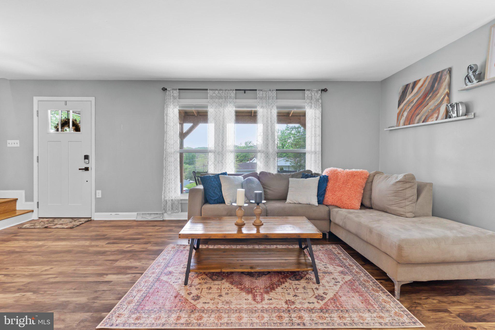 VALLEY GREEN - Residential