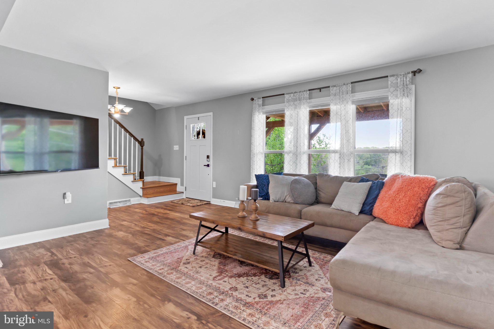 VALLEY GREEN - Residential