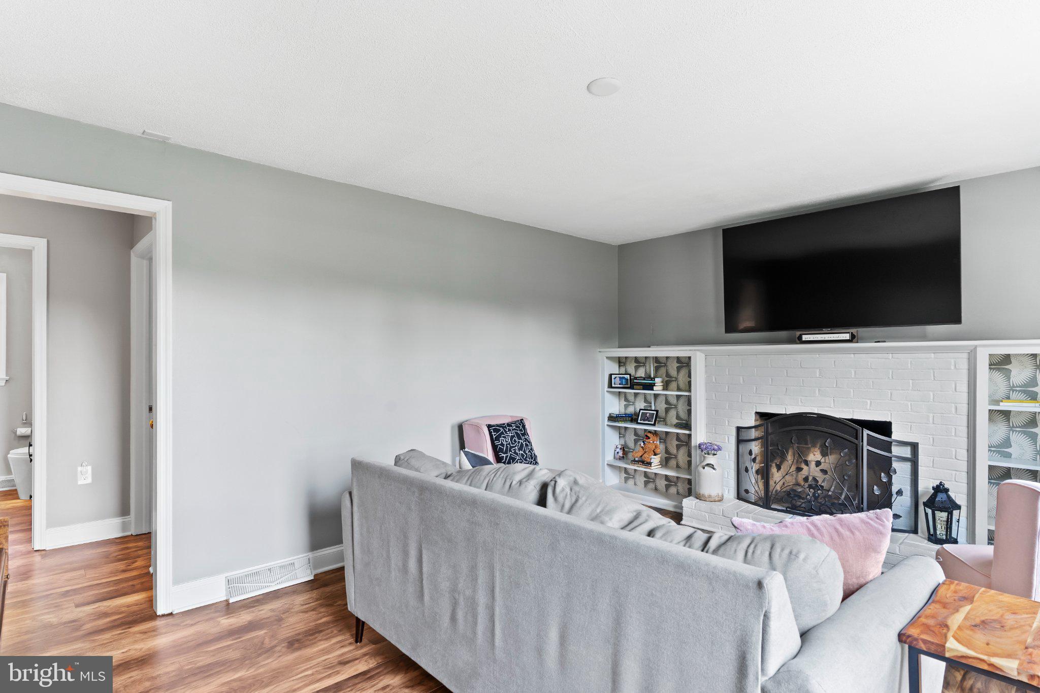 VALLEY GREEN - Residential