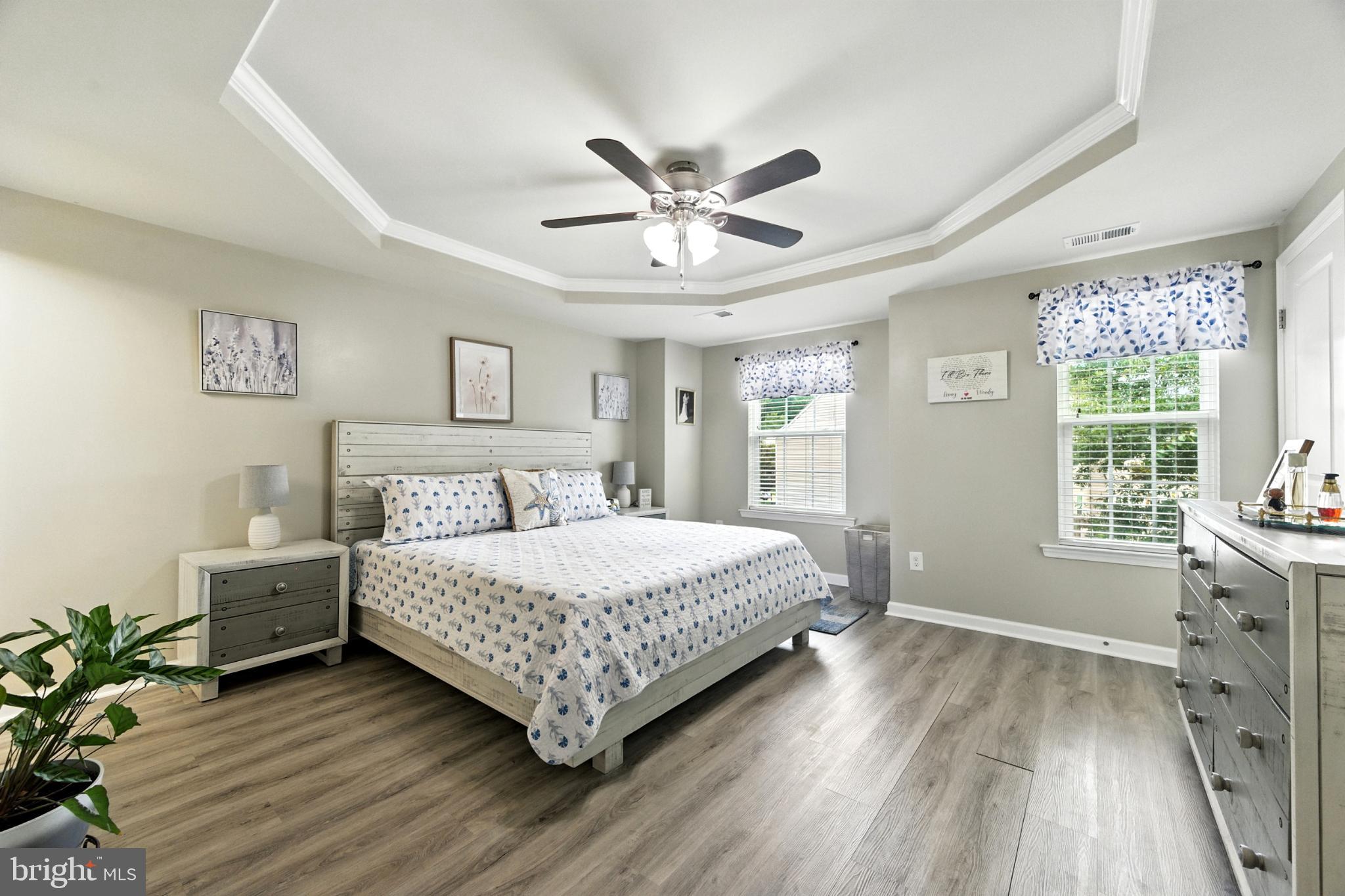 RIVERWALK TOWNES - Residential