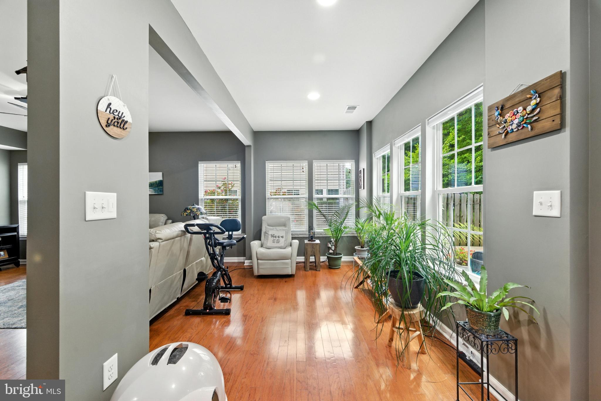 RIVERWALK TOWNES - Residential