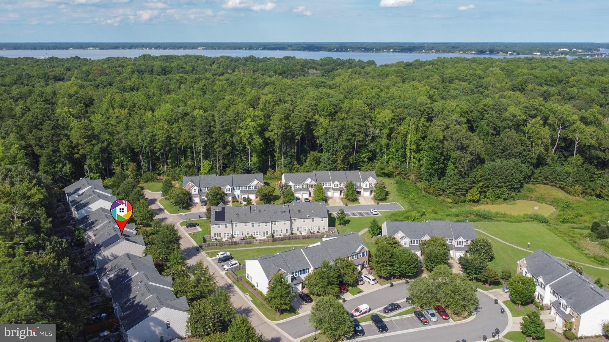 RIVERWALK TOWNES - Residential