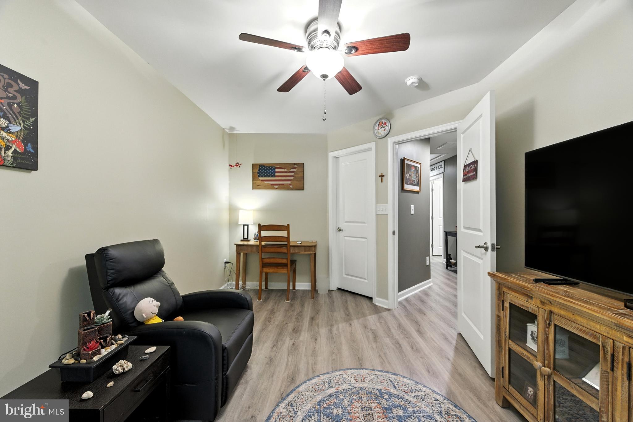 RIVERWALK TOWNES - Residential