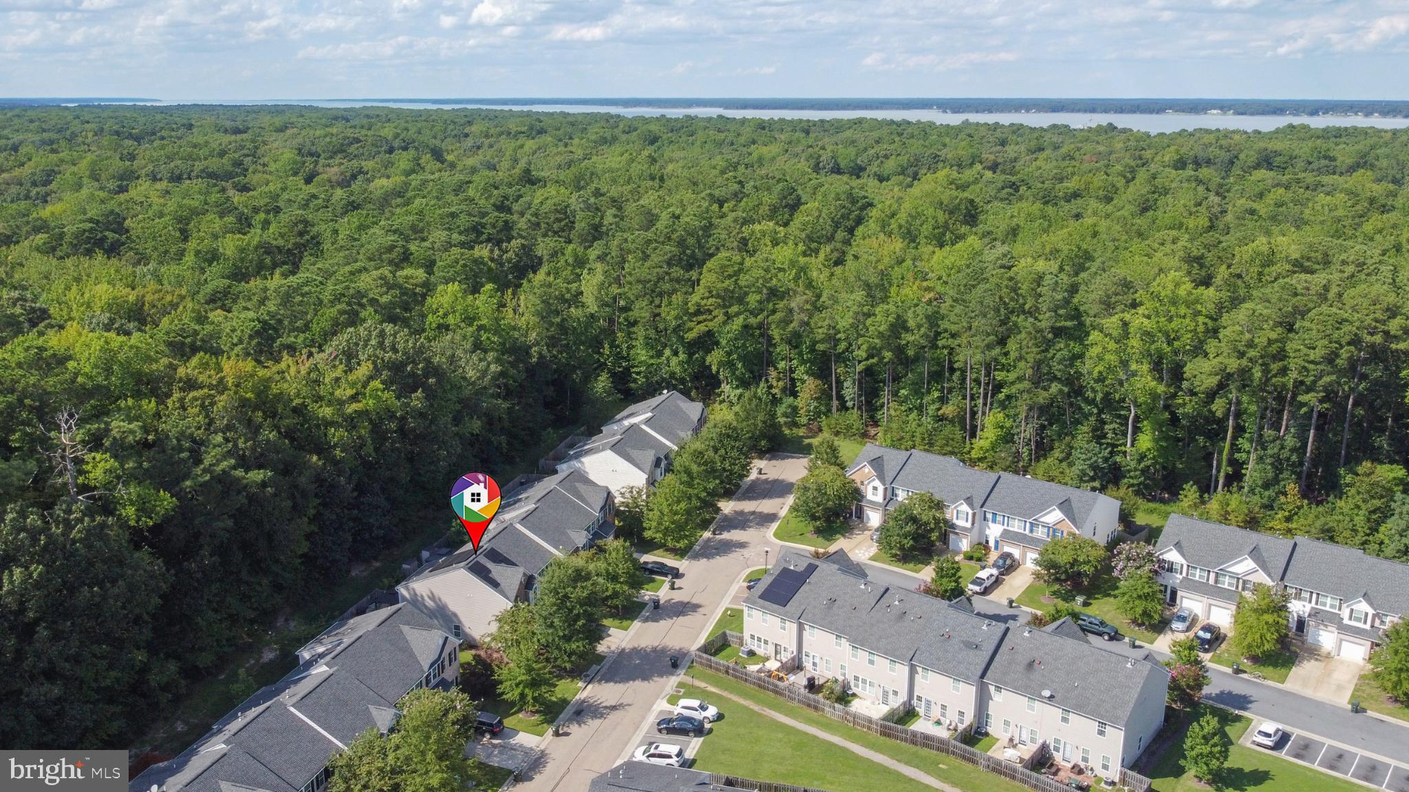 RIVERWALK TOWNES - Residential