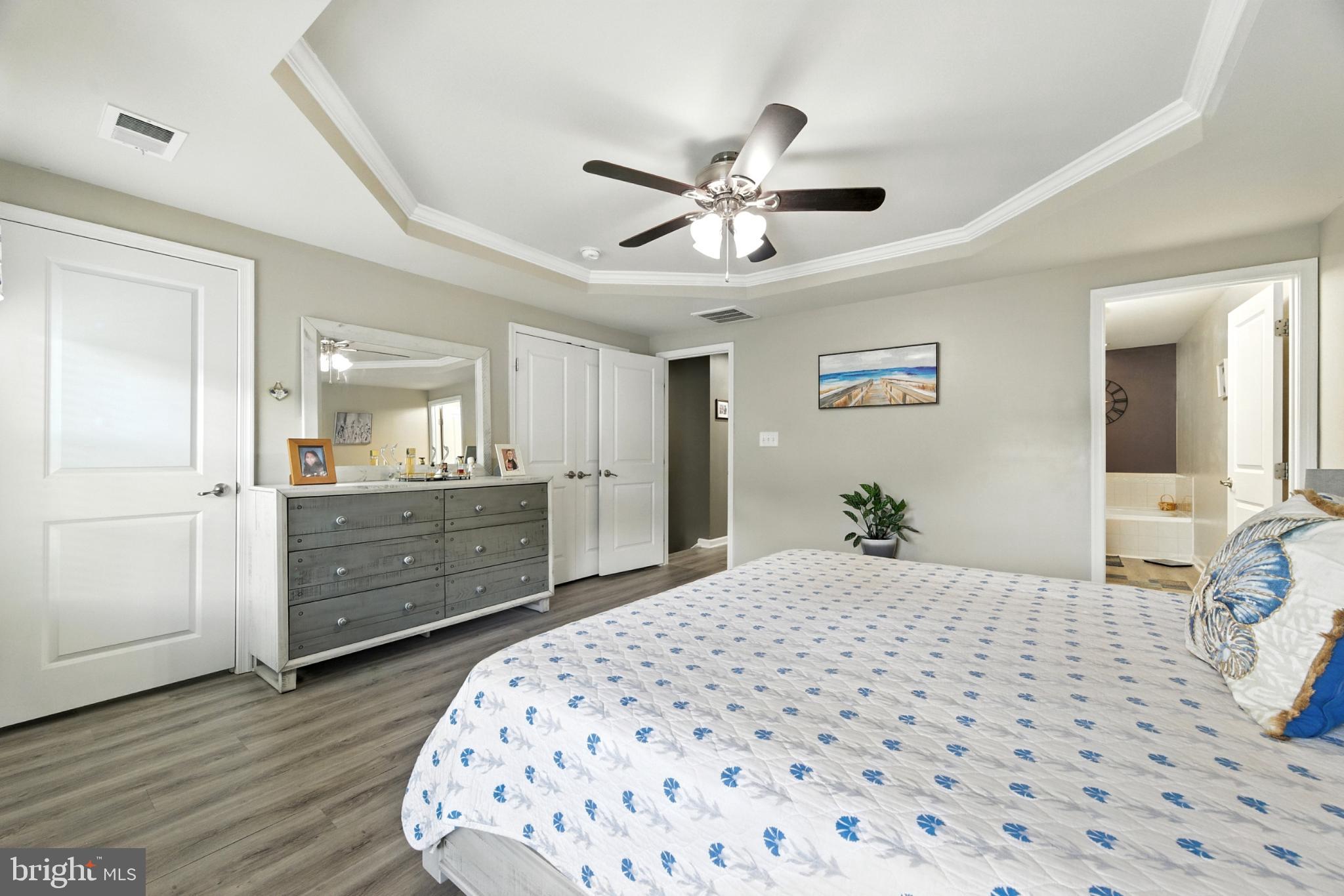 RIVERWALK TOWNES - Residential