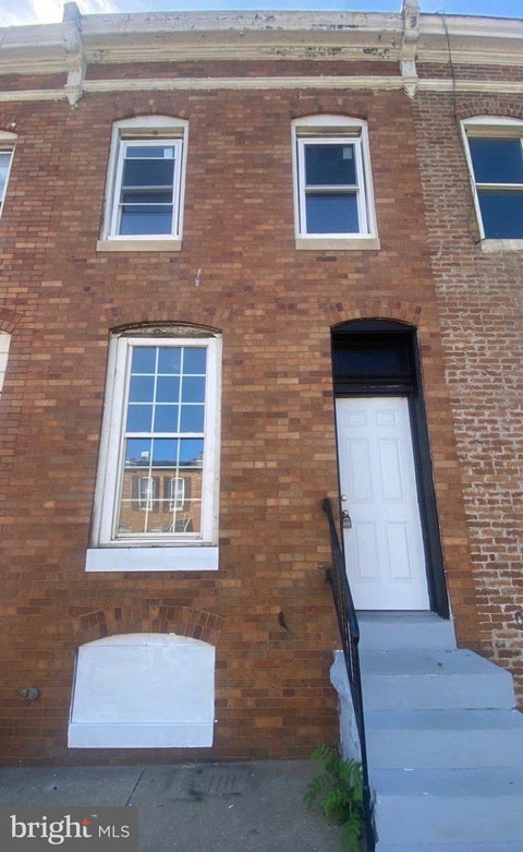 Townhouse For Sale - 530 S Catherine Street<br/> BALTIMORE, MD 21223
