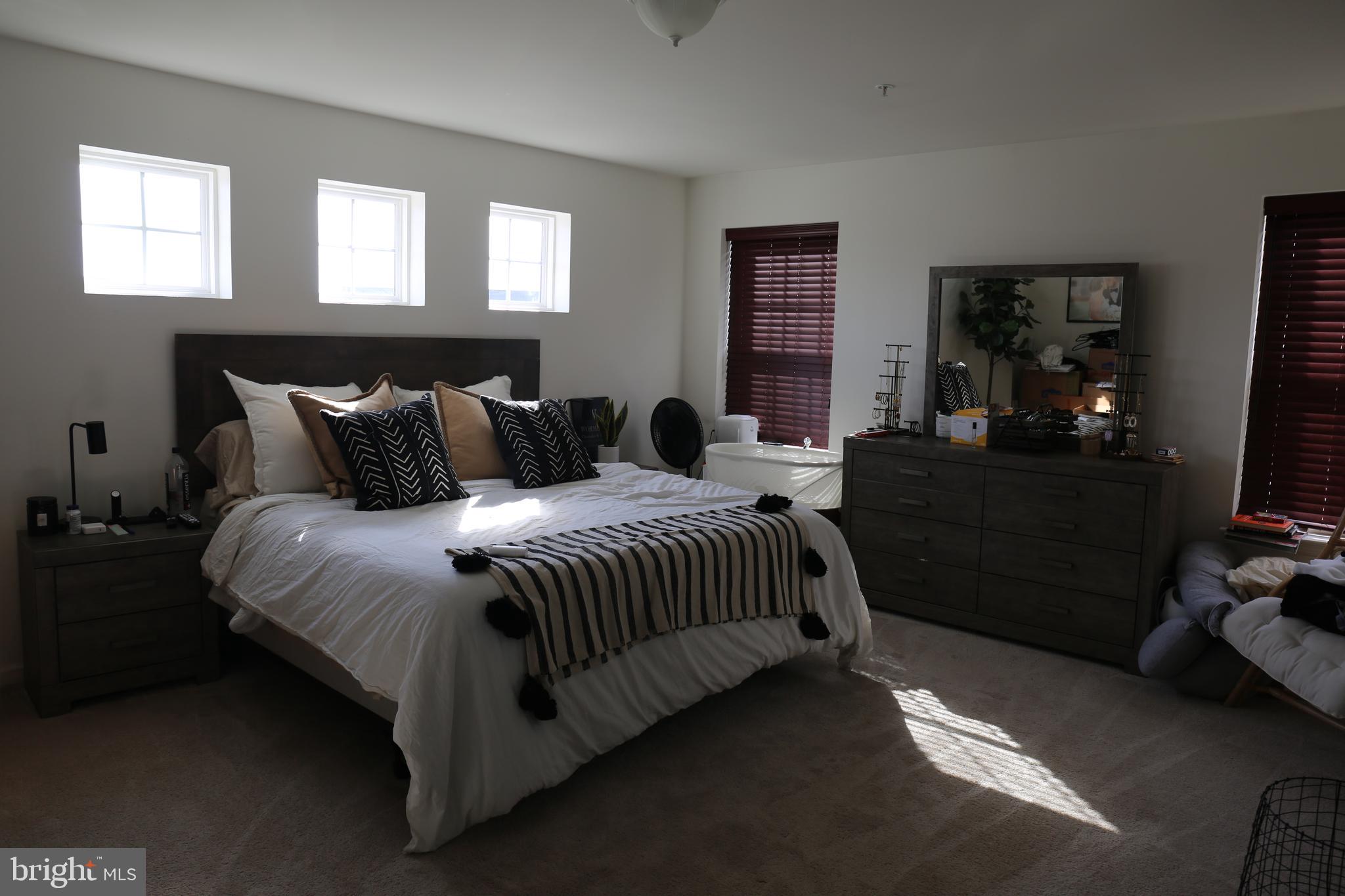 BALLARD GREEN - Residential Lease