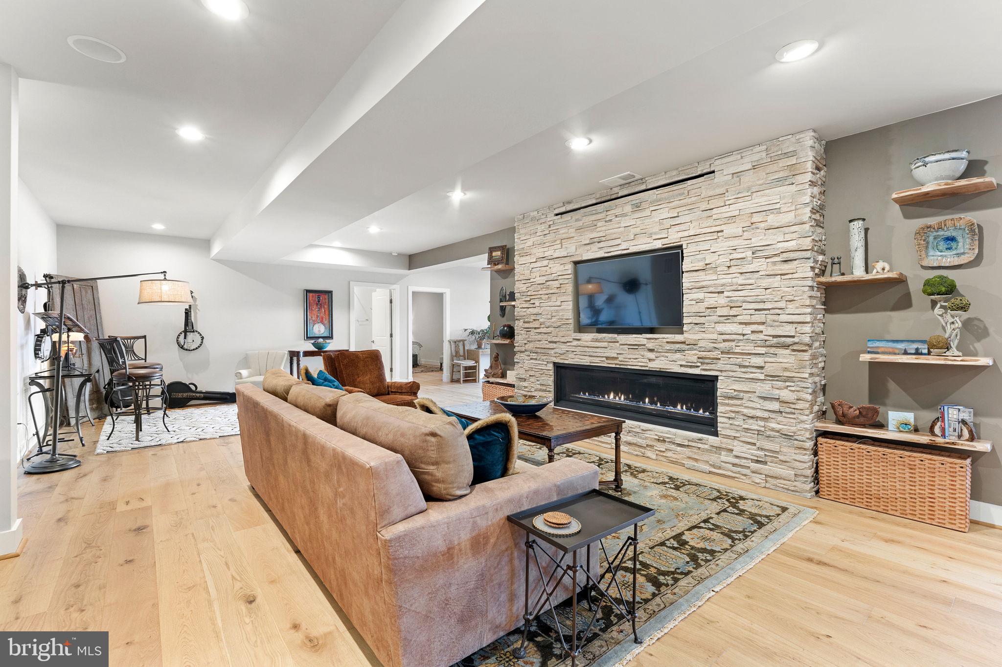 WILLOWSFORD GRANT ESTATES - Residential