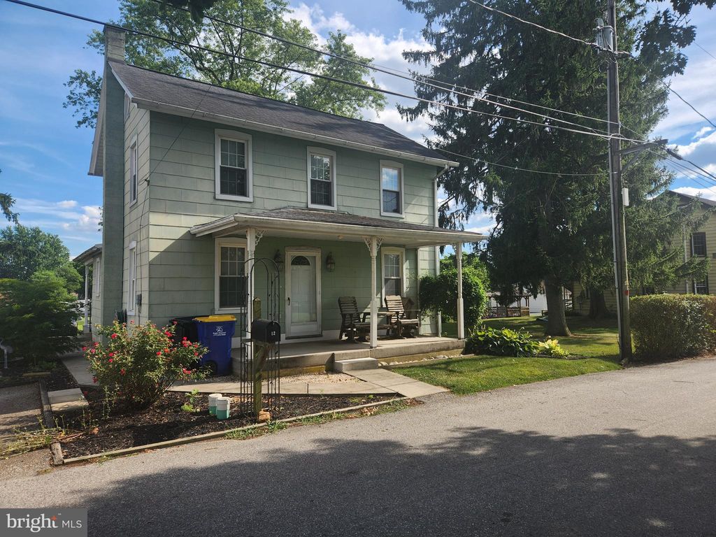 Photo of 12 Hedgewood Avenue, Ronks, PA 17572 (MLS # PALA2054048)