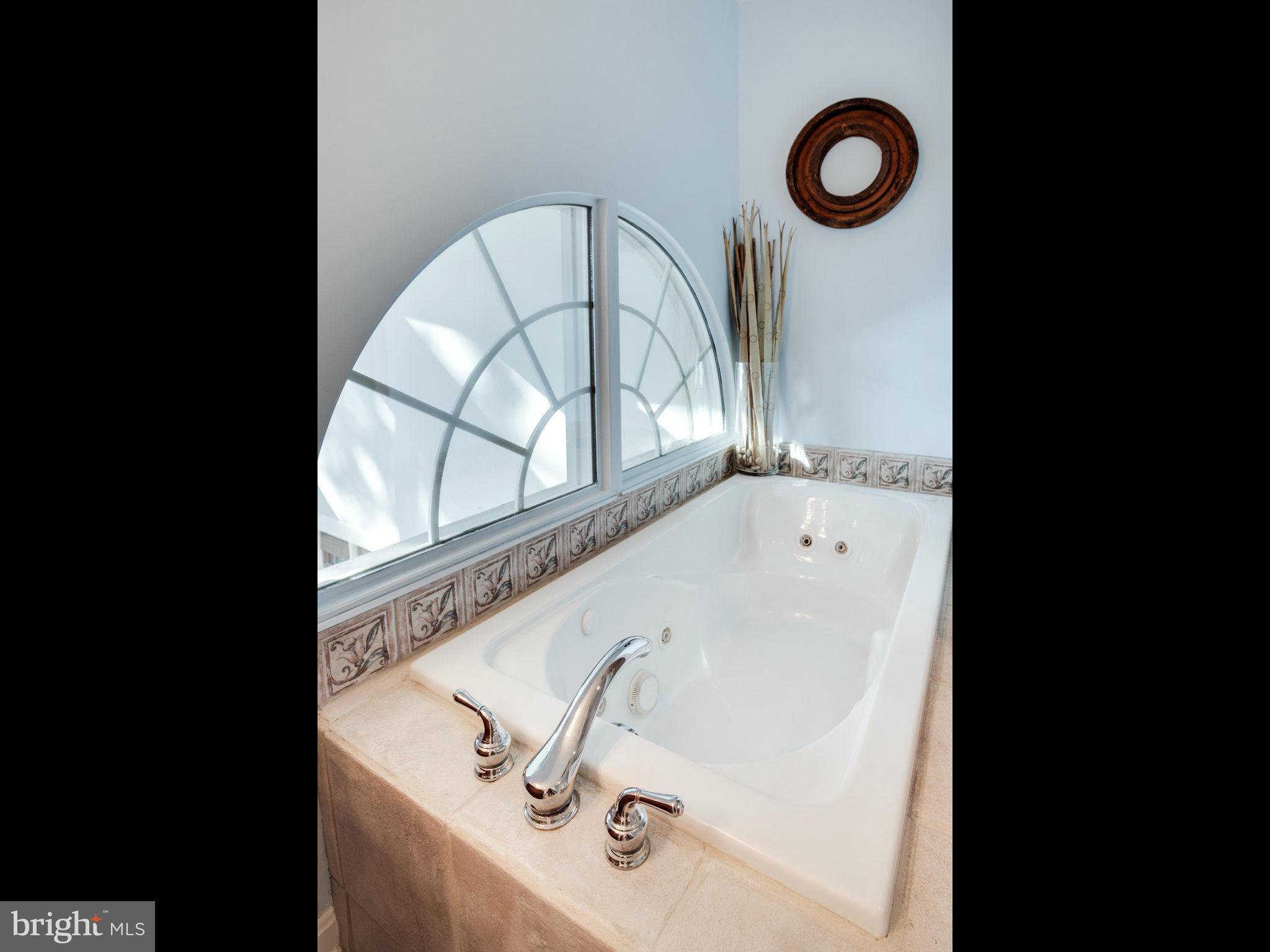 MAGOTHY BEACH - Residential