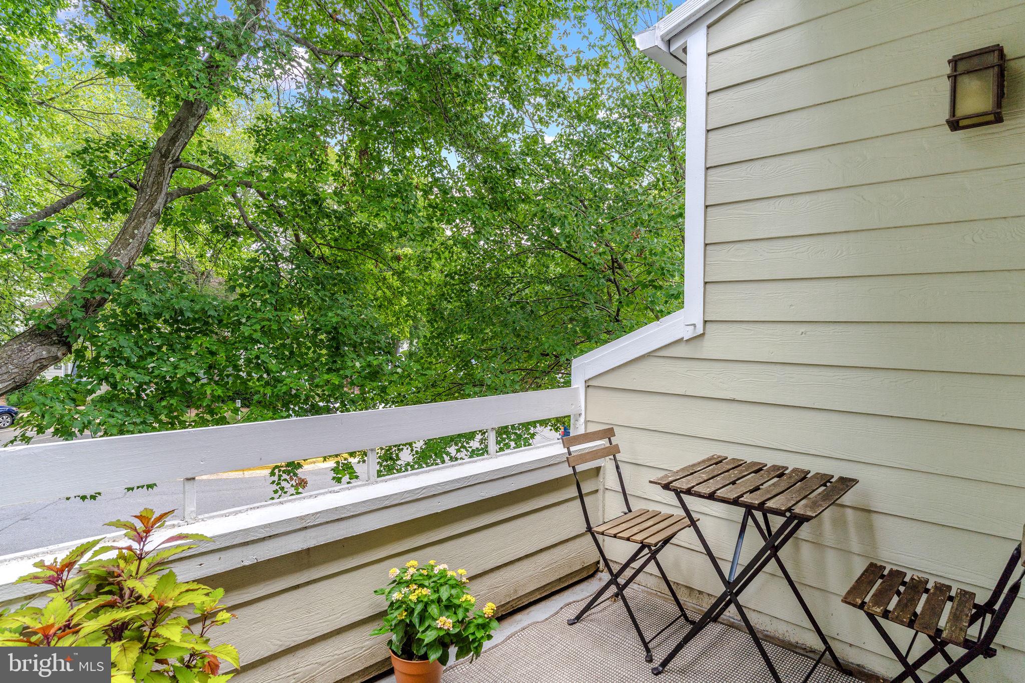 VILLA RIDGE CONDOMINIUMS - Residential