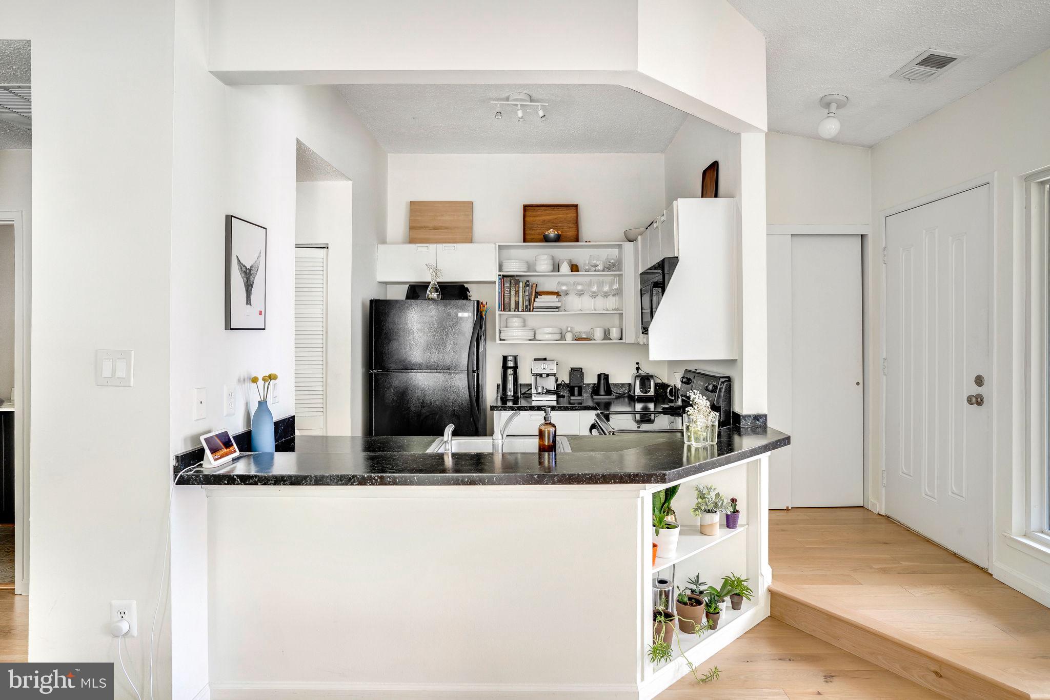 VILLA RIDGE CONDOMINIUMS - Residential