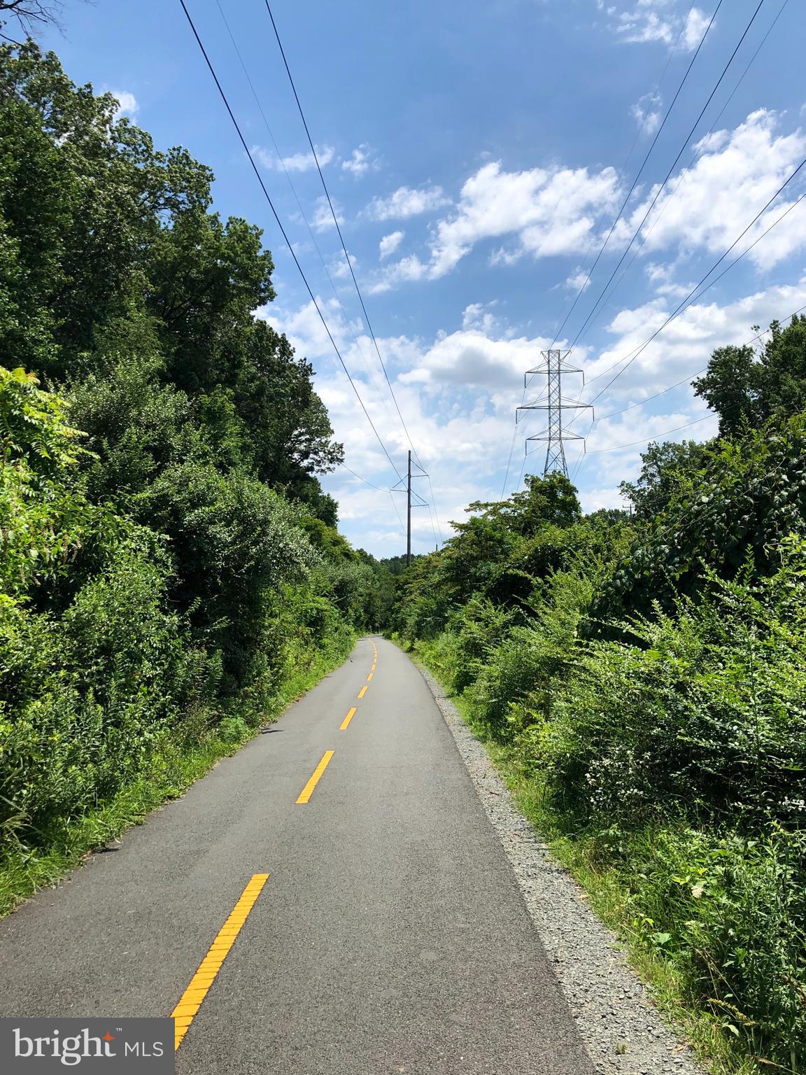 VILLA RIDGE CONDOMINIUMS - Residential