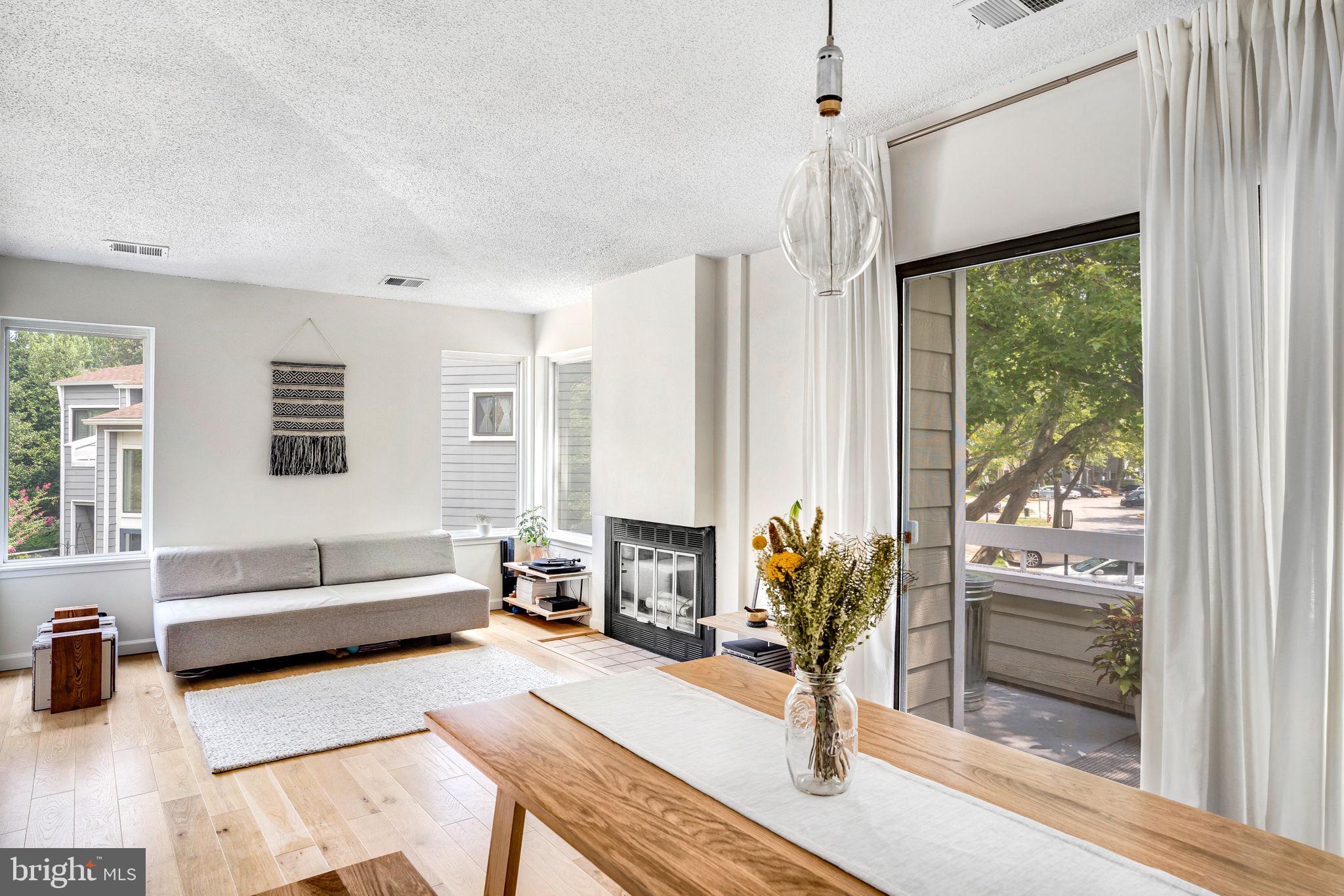 VILLA RIDGE CONDOMINIUMS - Residential