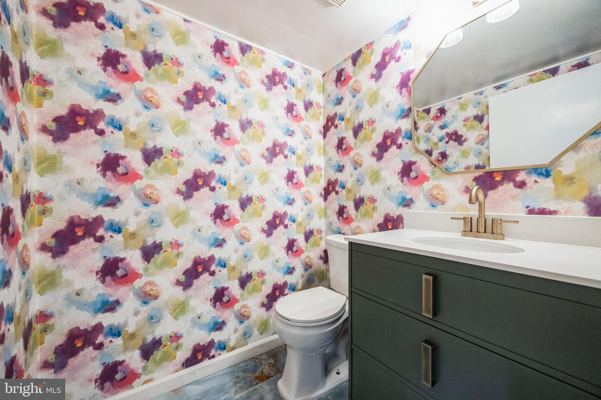 ABBOTTS SQUARE - Residential