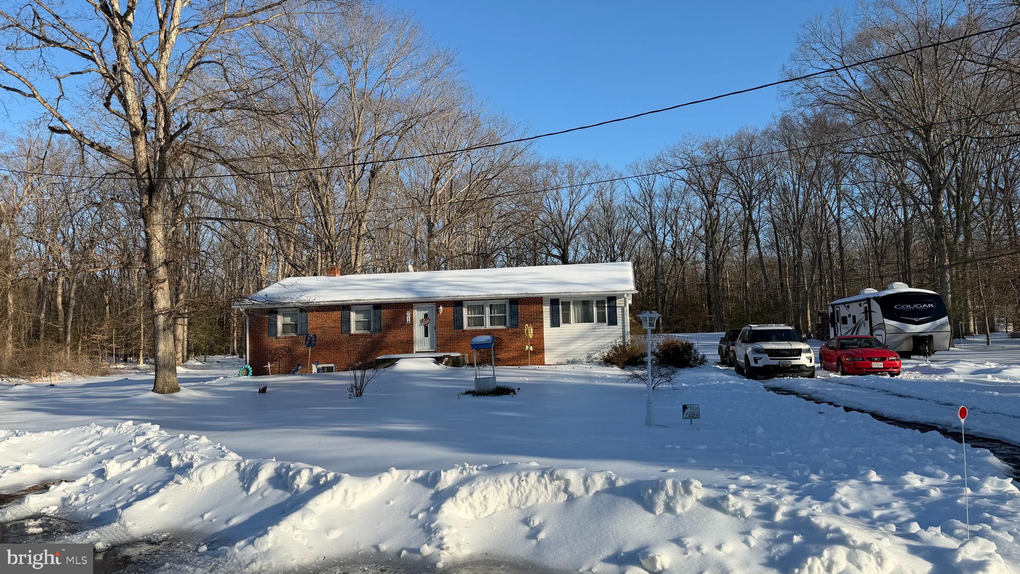 WARRLINDA VILLAGE - Residential