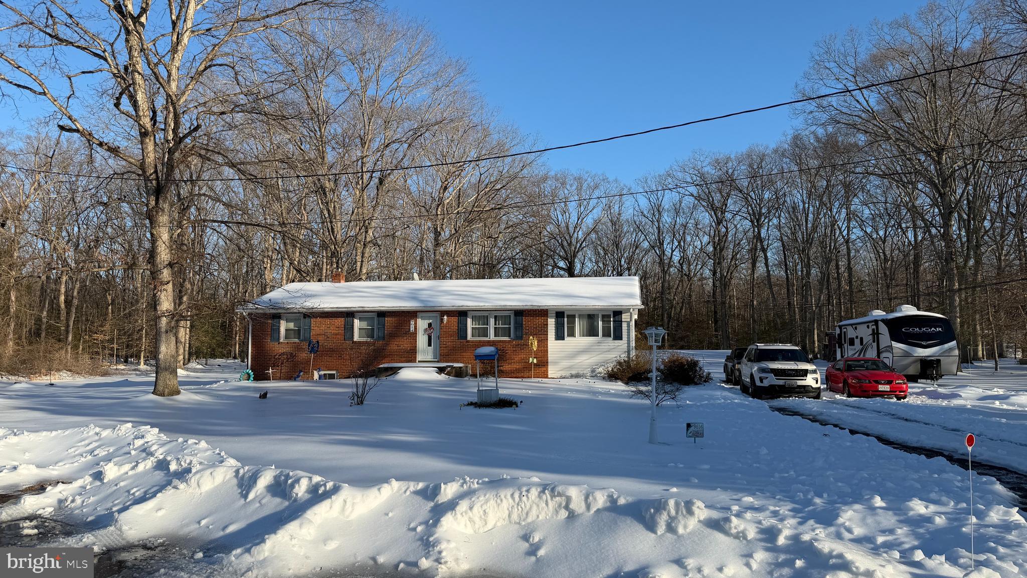 WARRLINDA VILLAGE - Residential