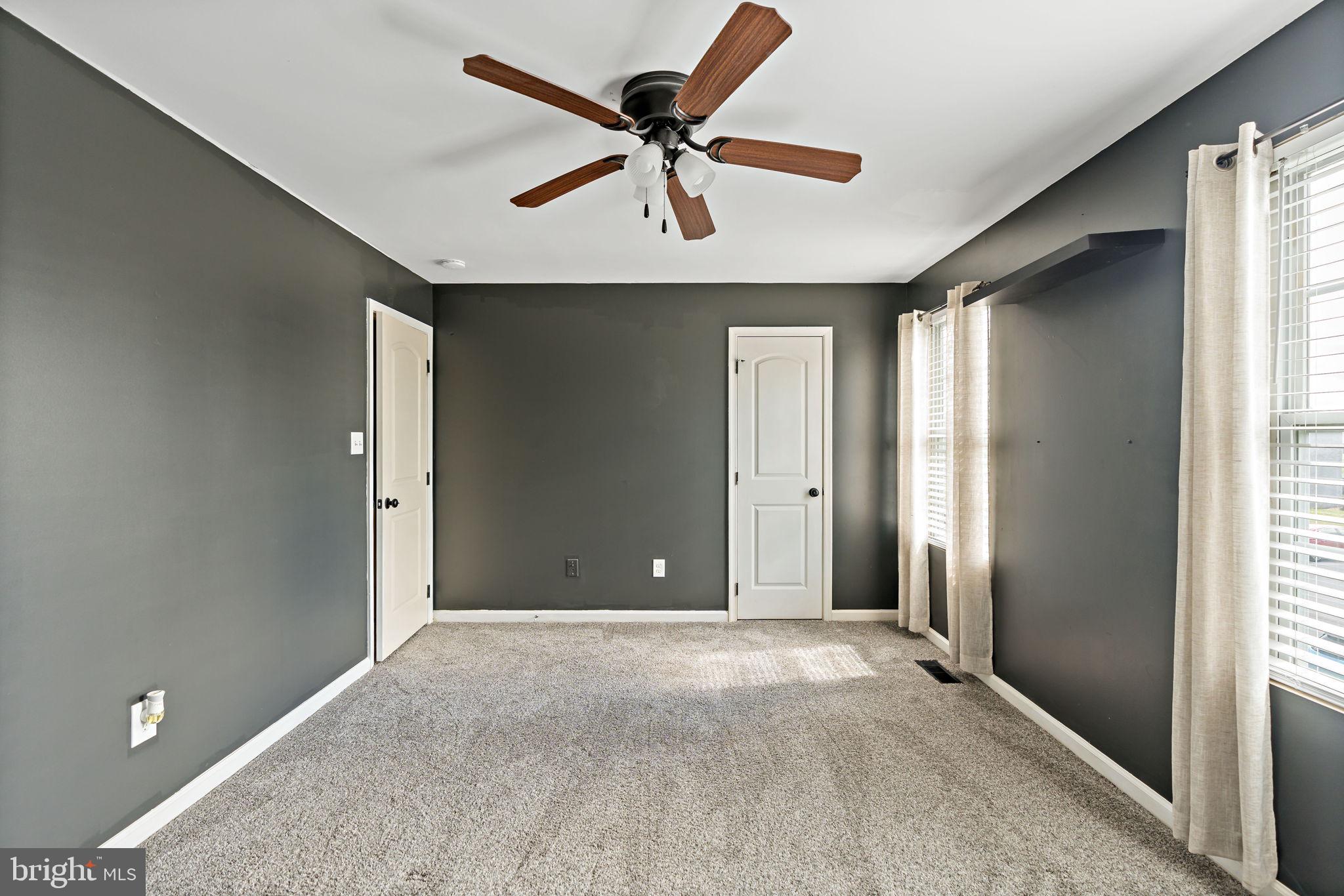 TABLER STATION MANOR - Residential