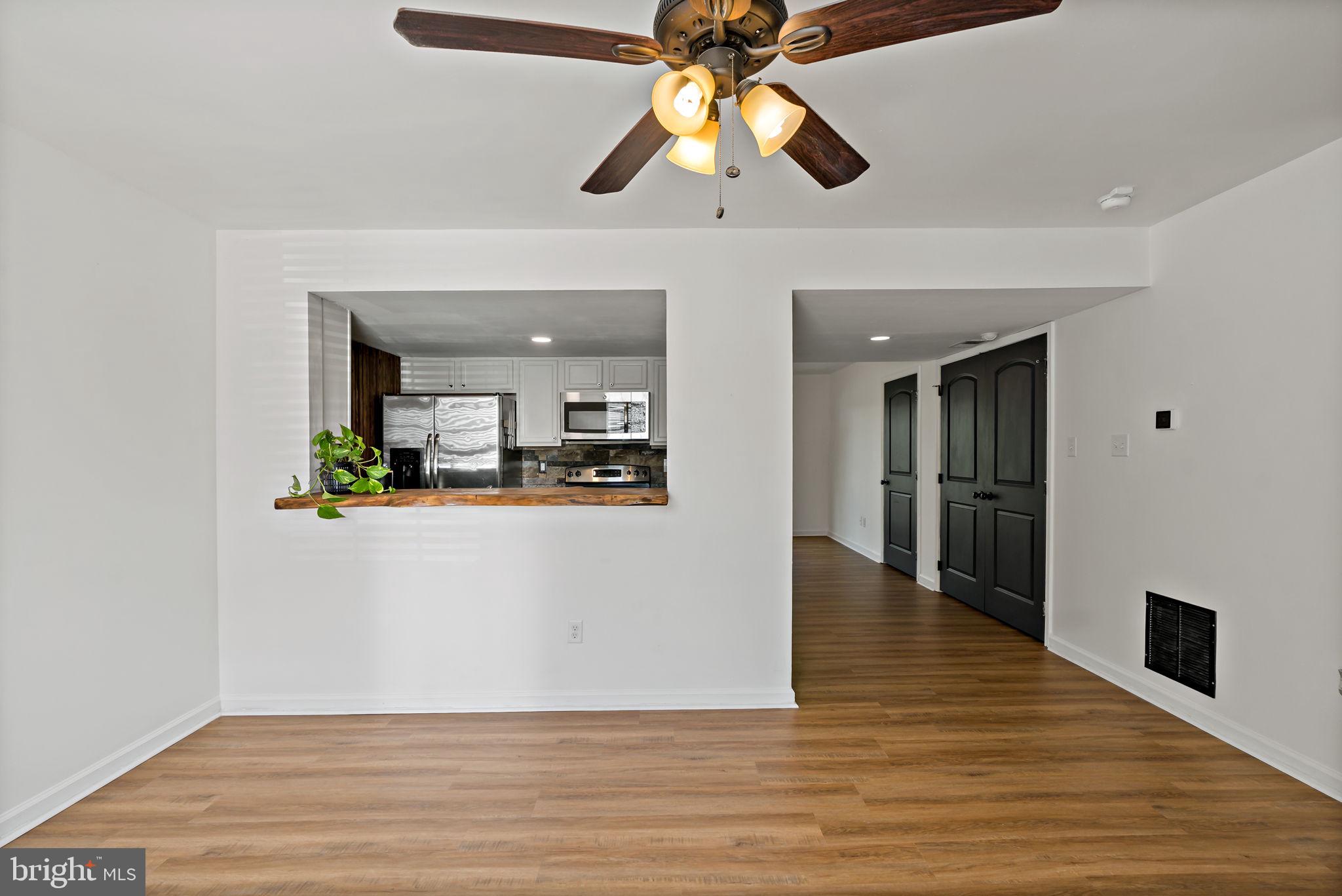 TABLER STATION MANOR - Residential