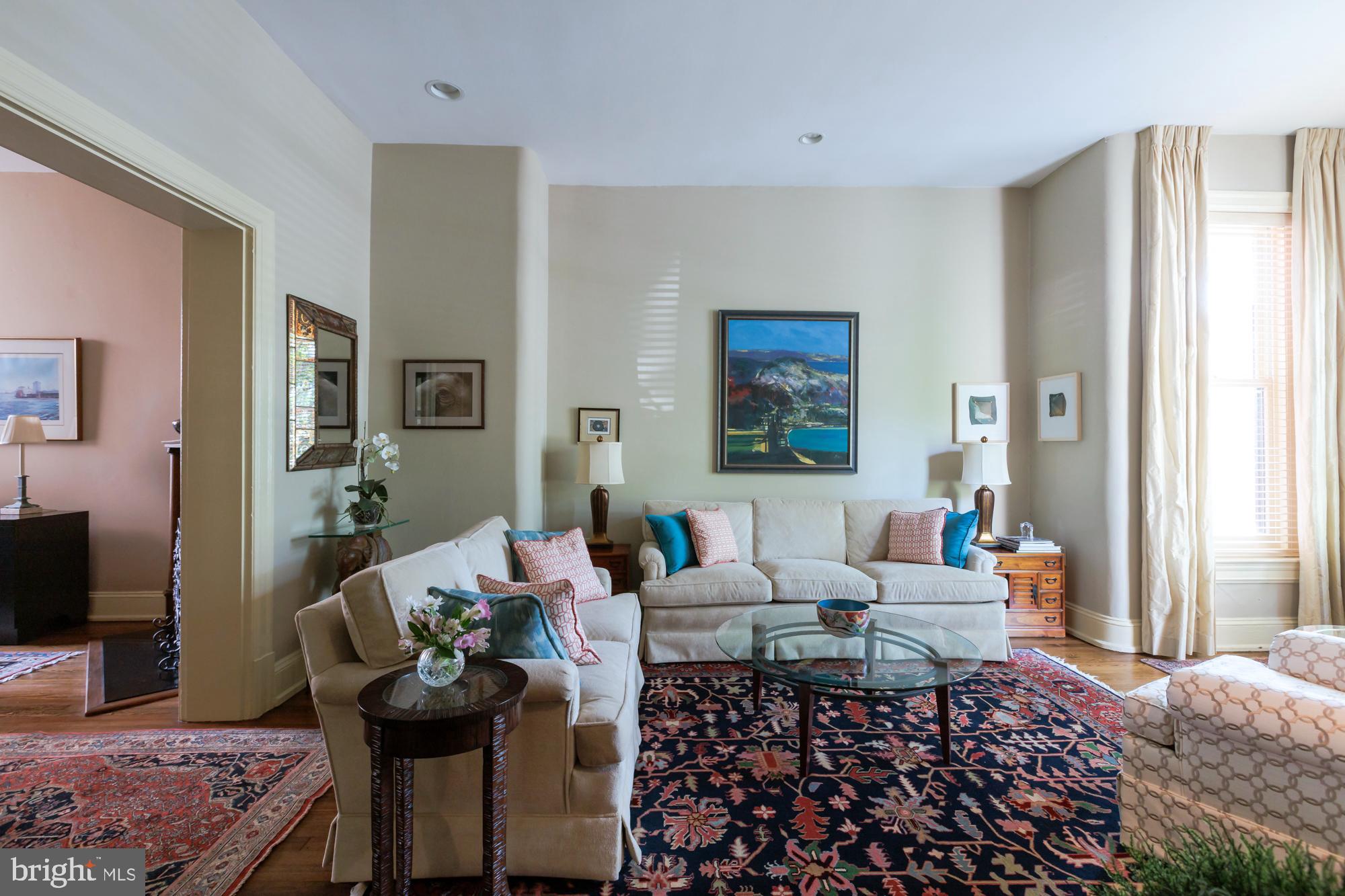 244 8TH STREET SE