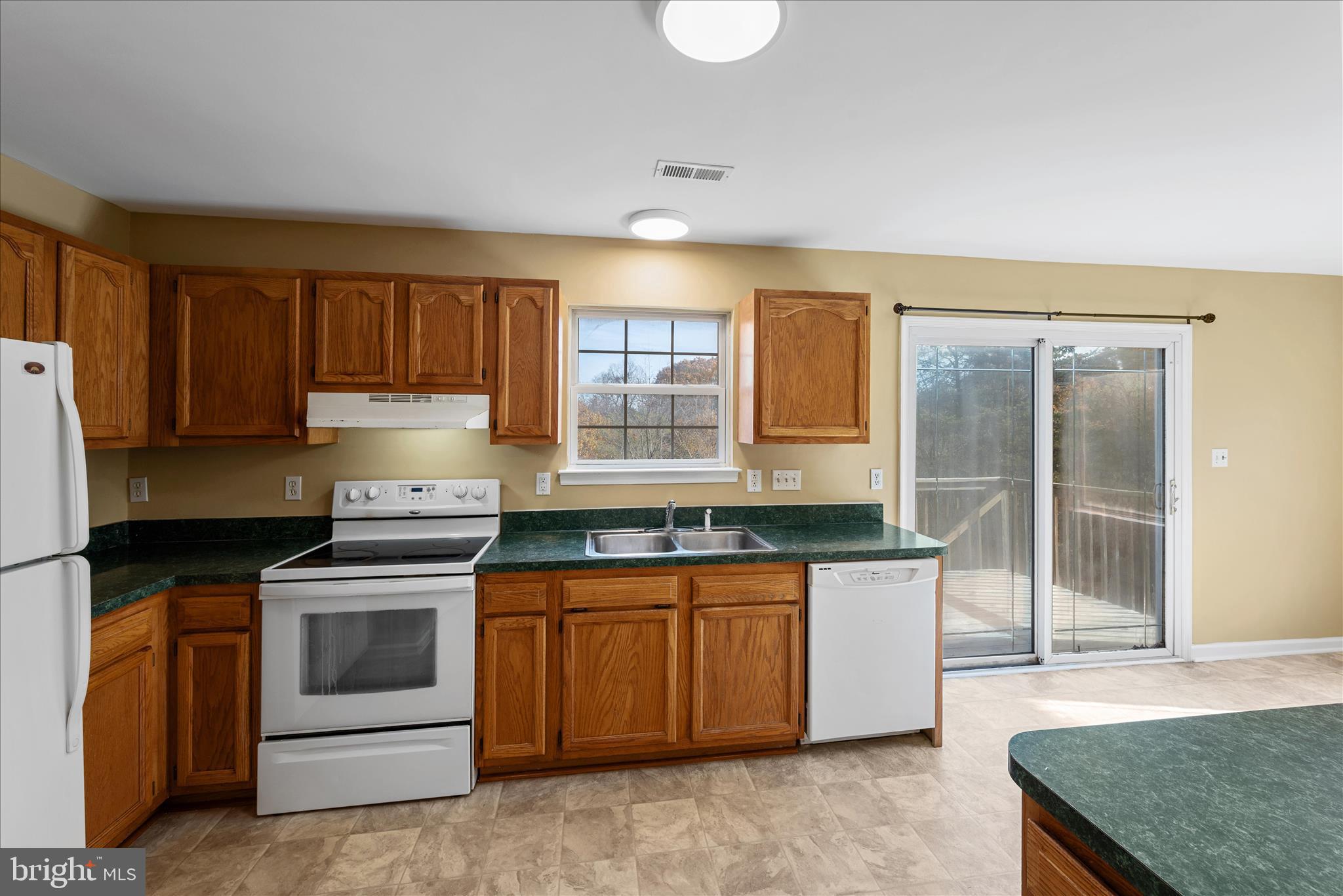 CARLISLE HEIGHTS - Residential Lease