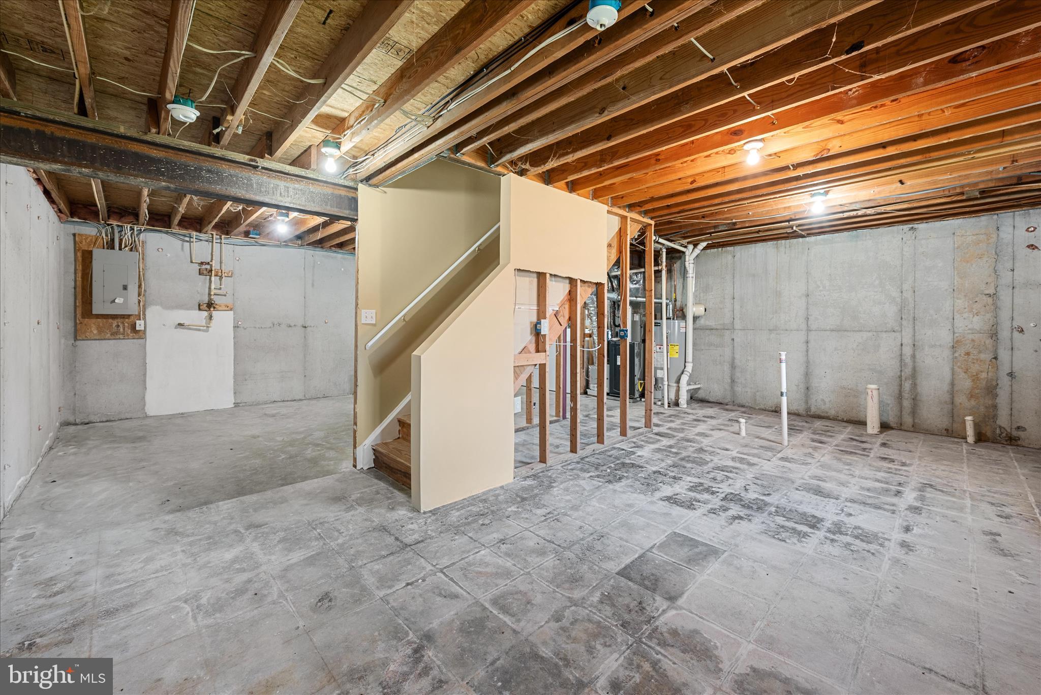 CARLISLE HEIGHTS - Residential Lease