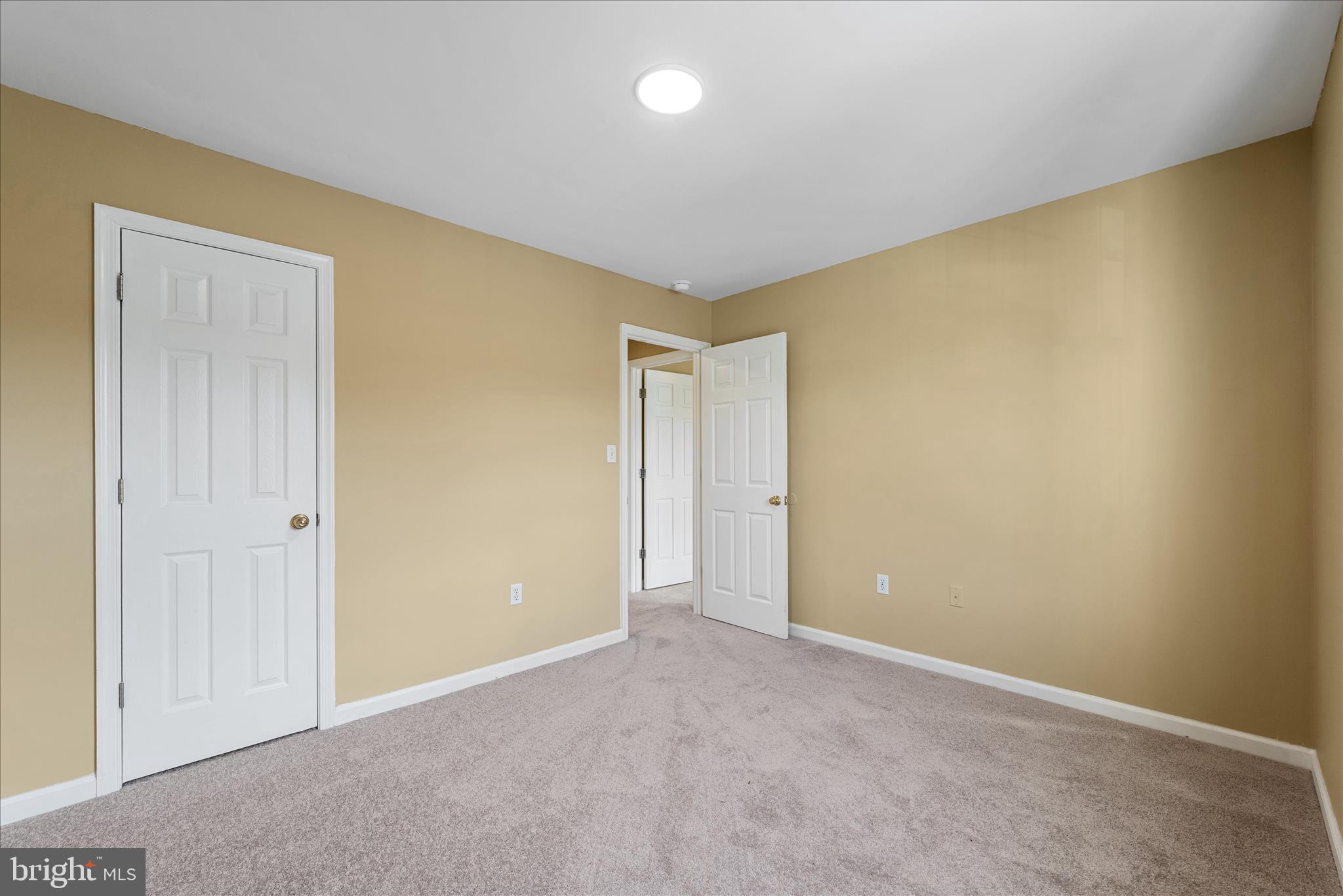 CARLISLE HEIGHTS - Residential Lease