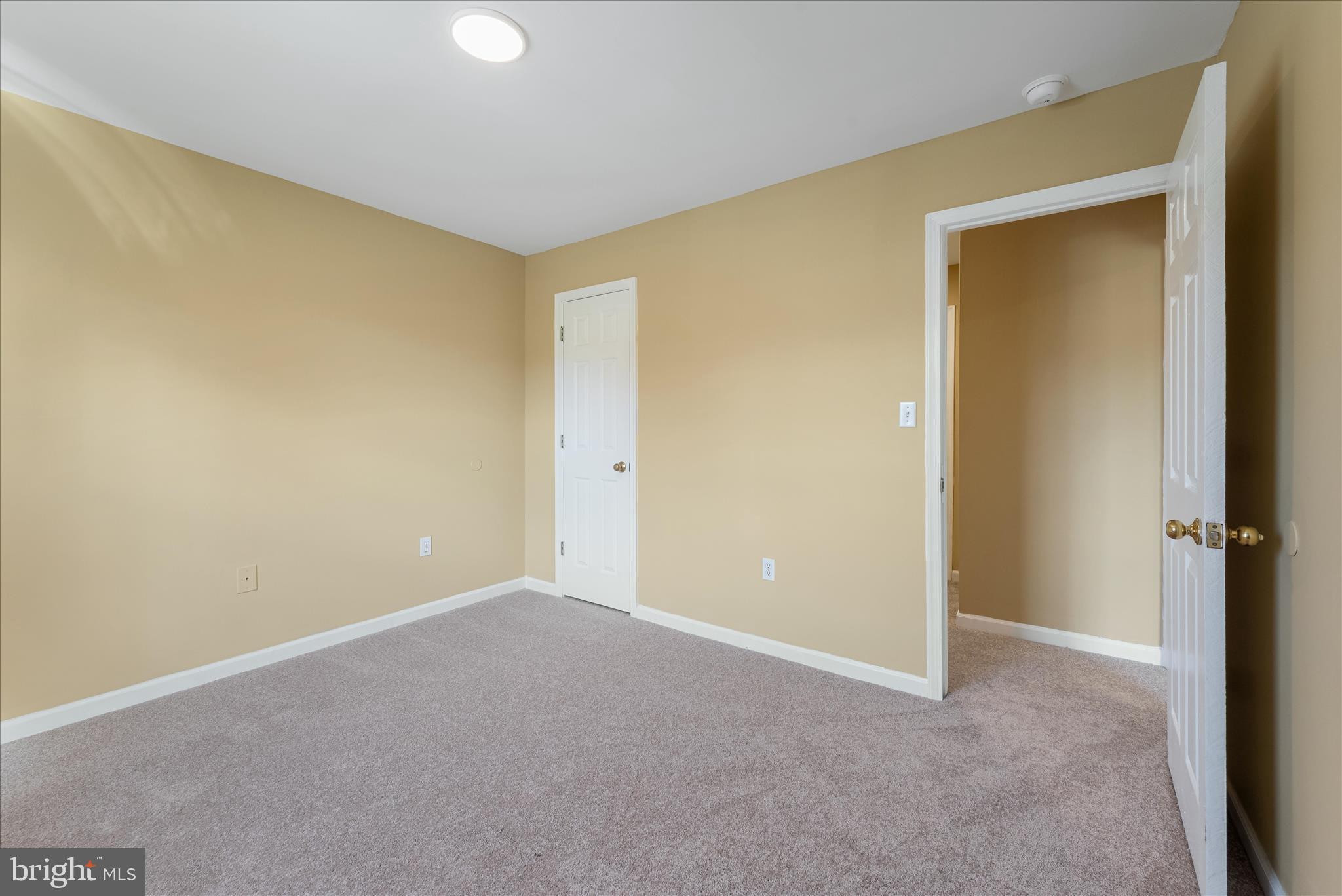 CARLISLE HEIGHTS - Residential Lease