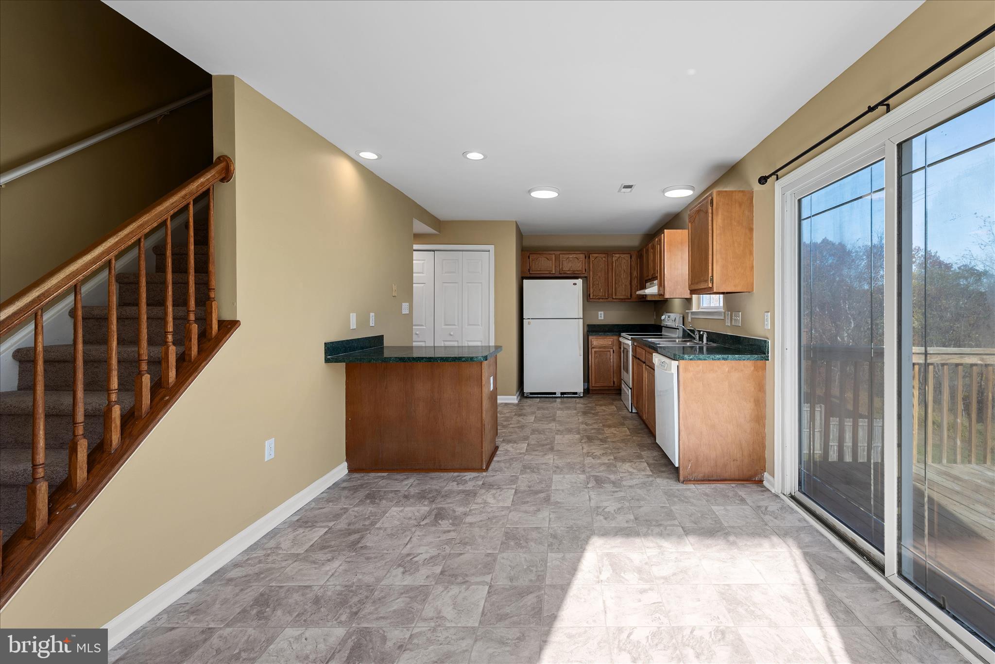 CARLISLE HEIGHTS - Residential Lease