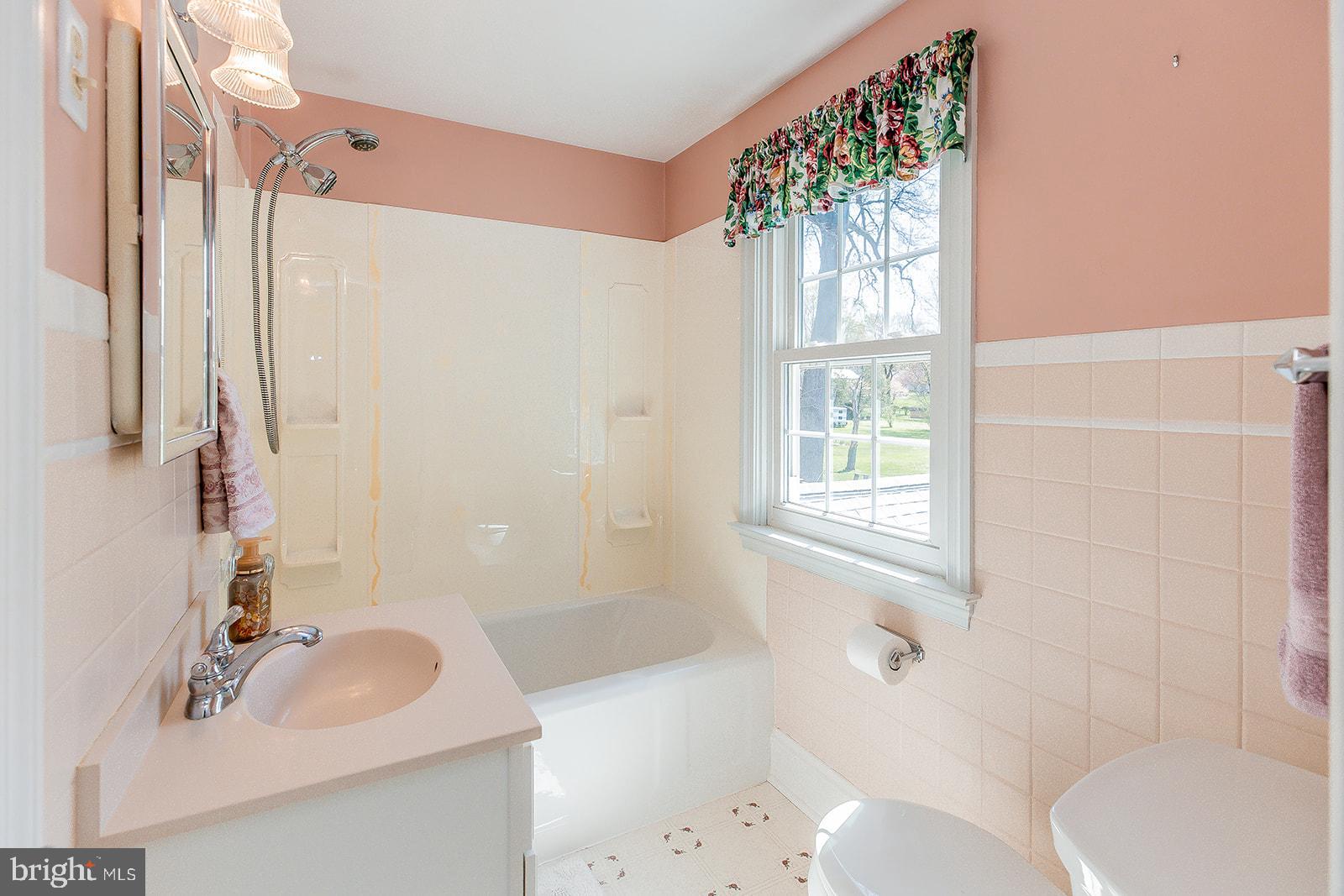 LITITZ BOROUGH - Residential