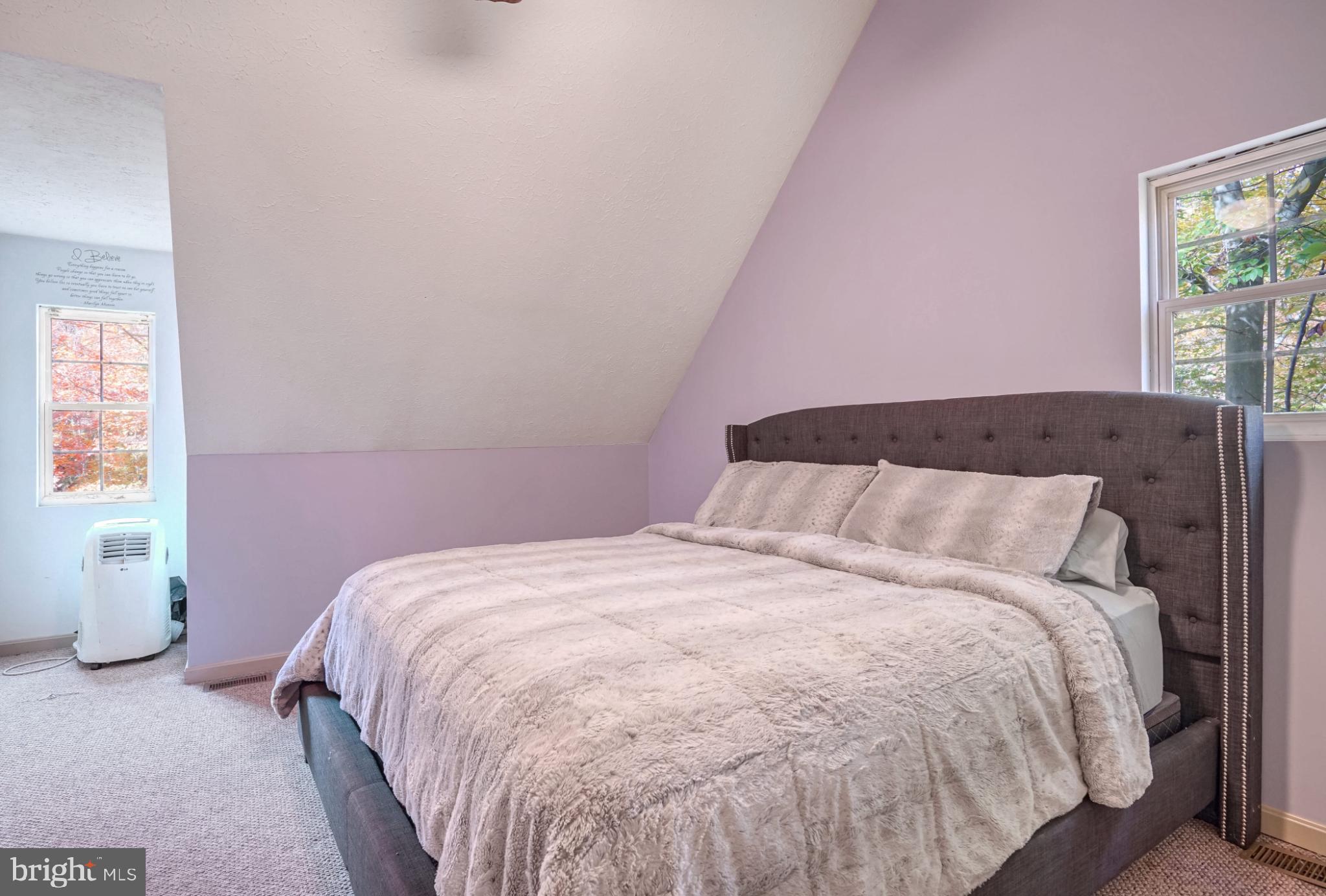 TOBACCO ROAD - Residential