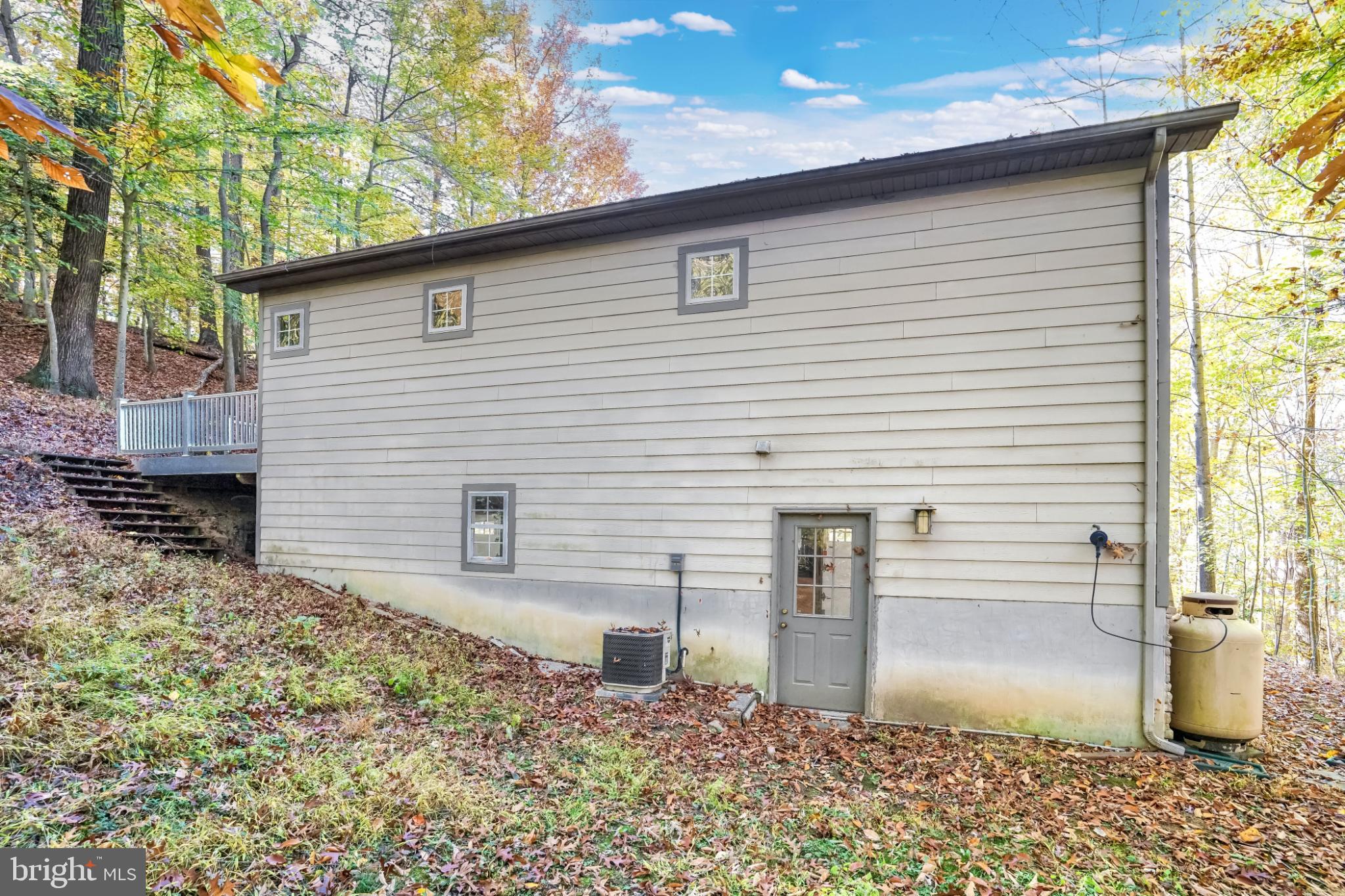 TOBACCO ROAD - Residential