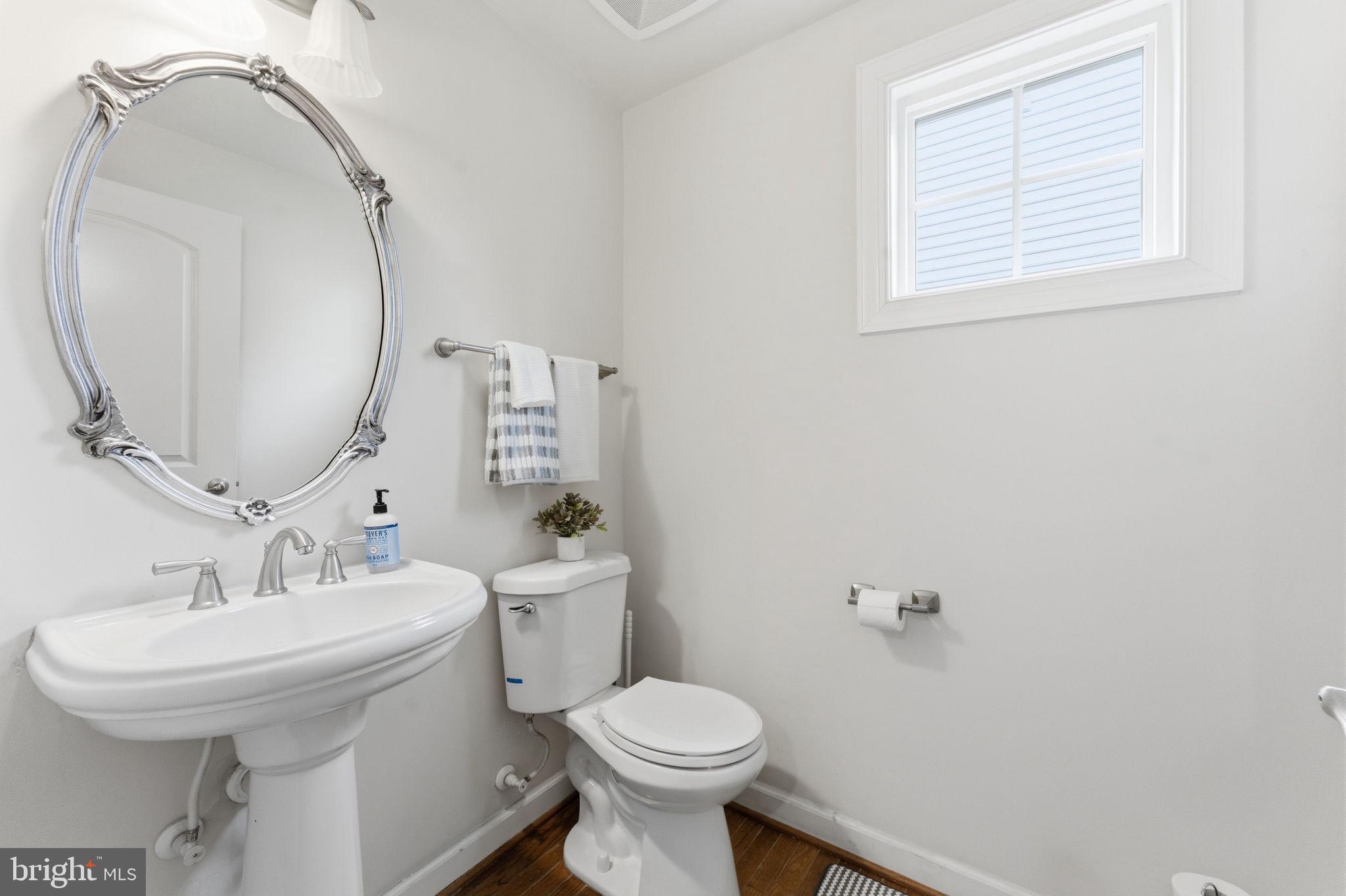 VIRGINIA MANOR CONDOMINIUM - Residential