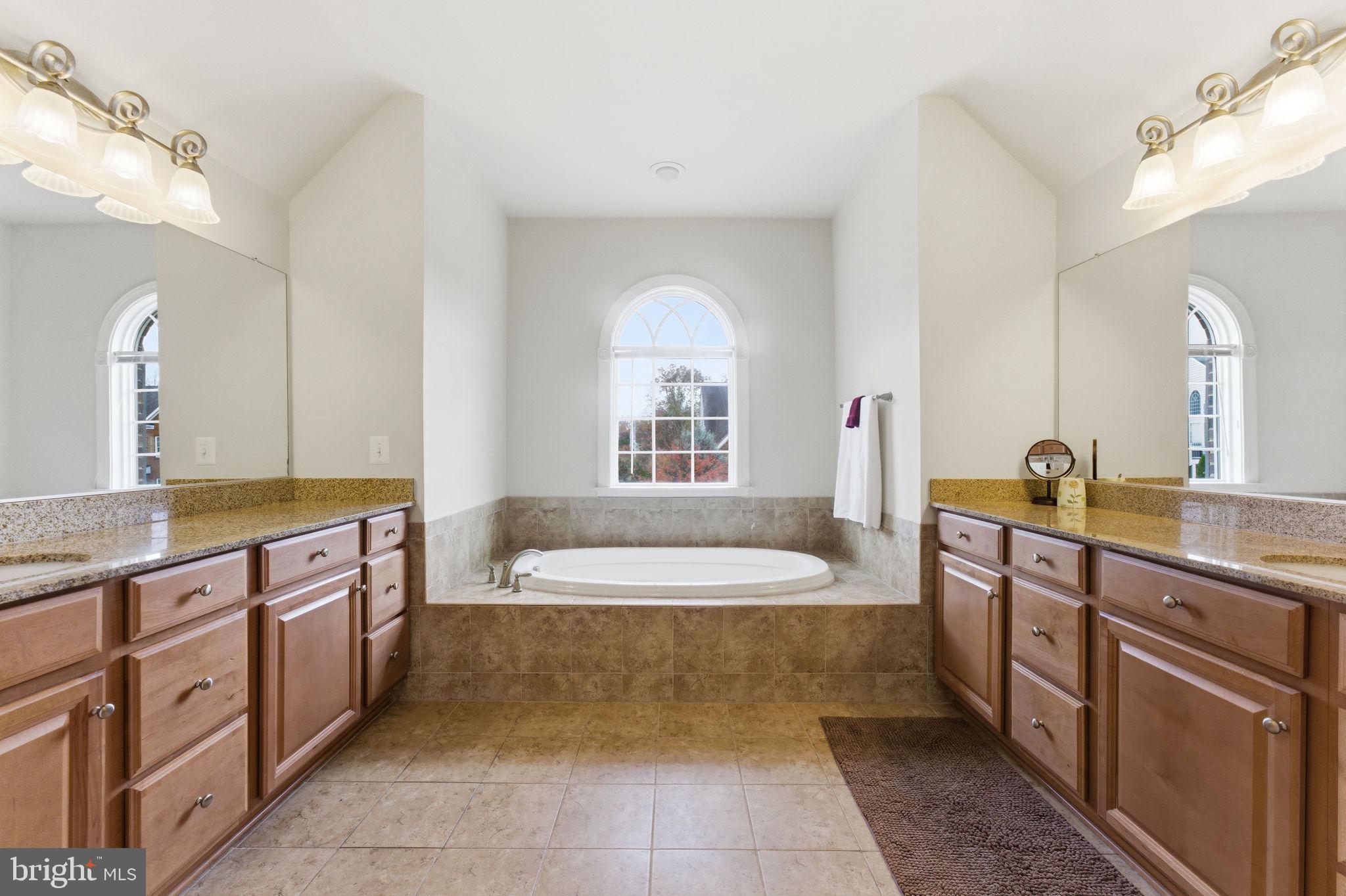 VIRGINIA MANOR CONDOMINIUM - Residential