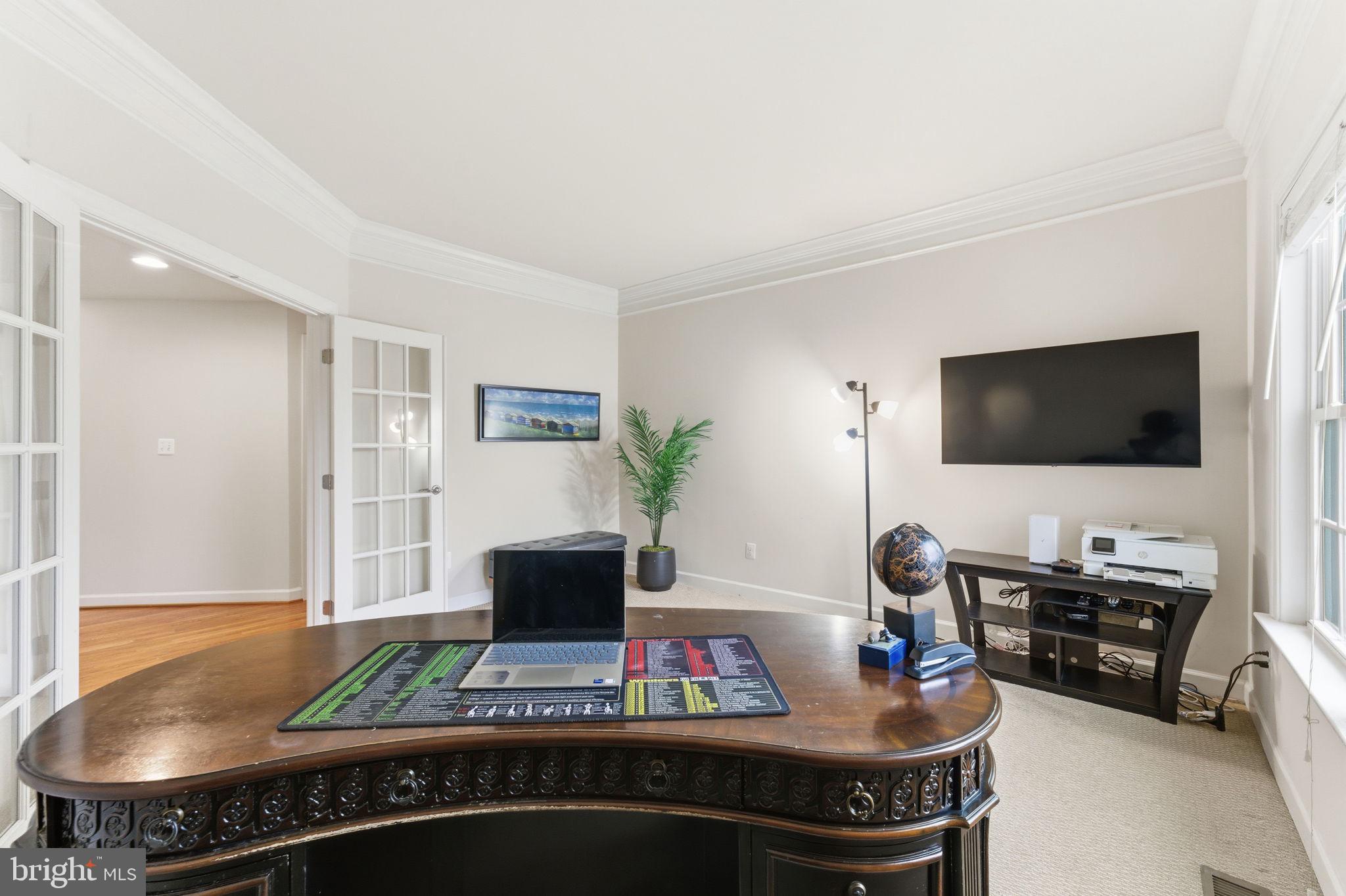 VIRGINIA MANOR CONDOMINIUM - Residential