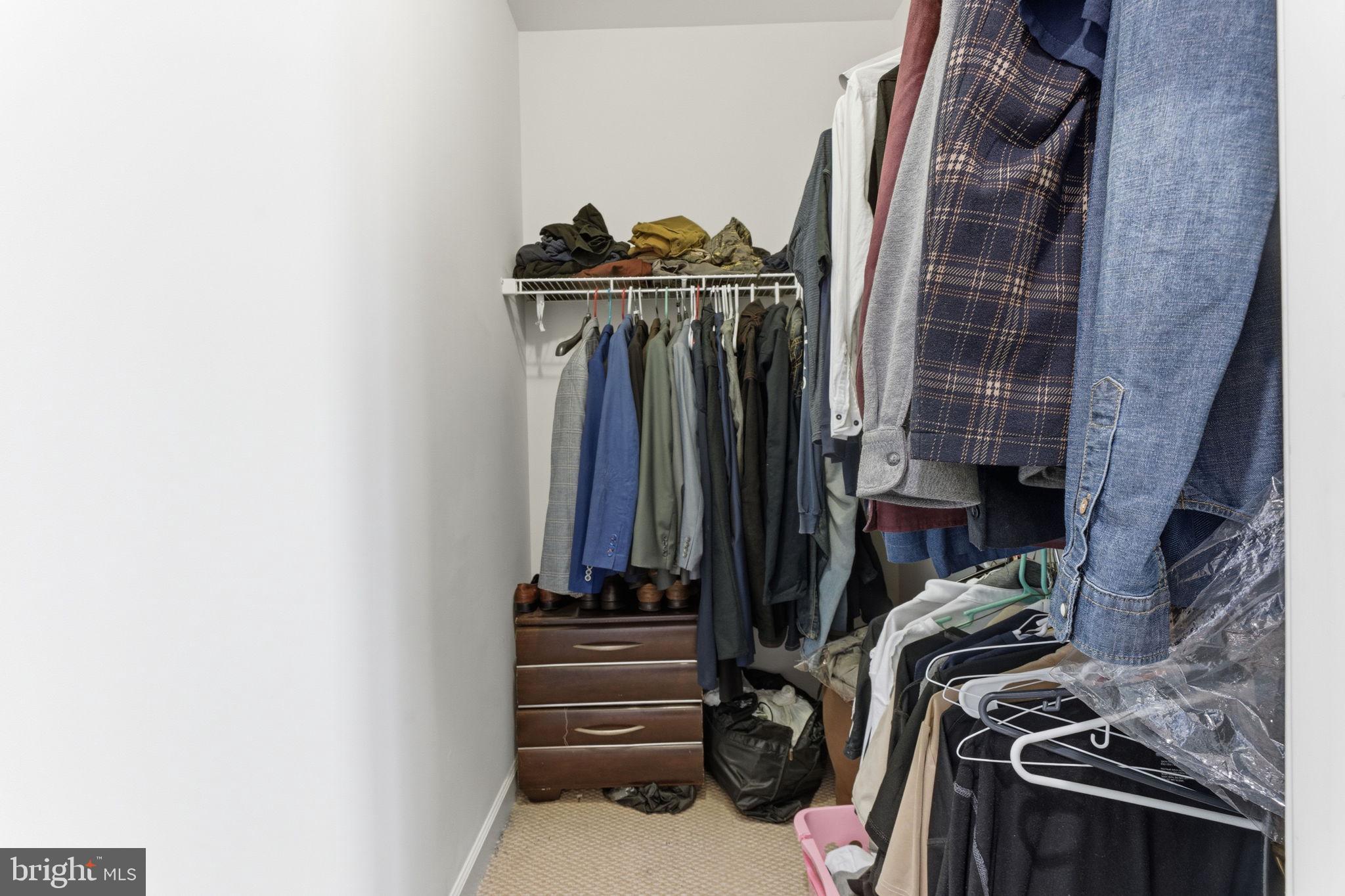 VIRGINIA MANOR CONDOMINIUM - Residential