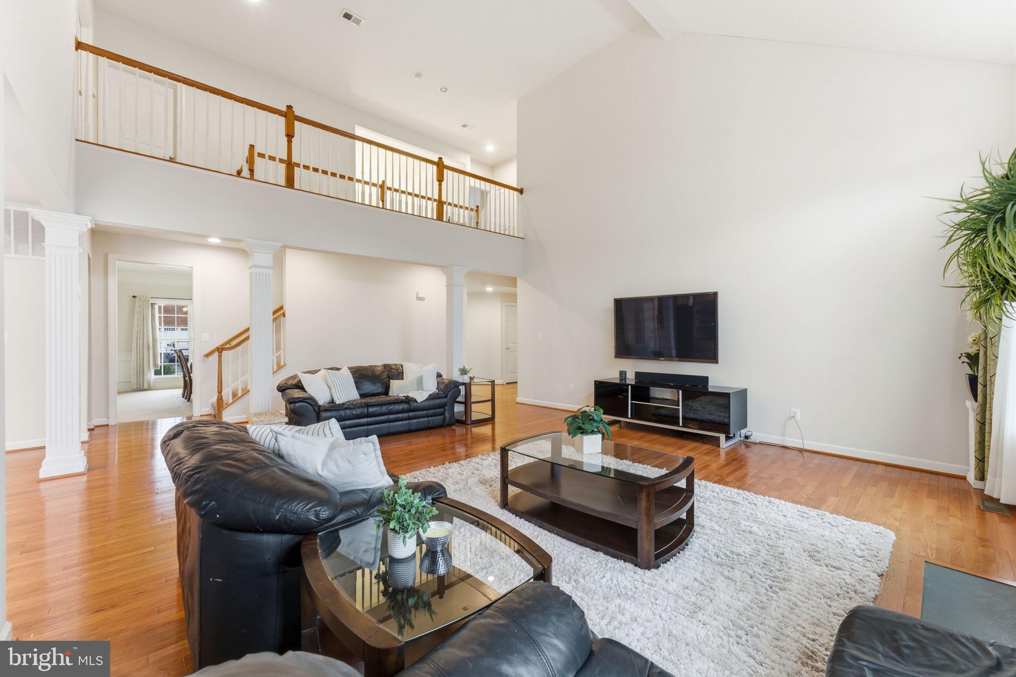 VIRGINIA MANOR CONDOMINIUM - Residential