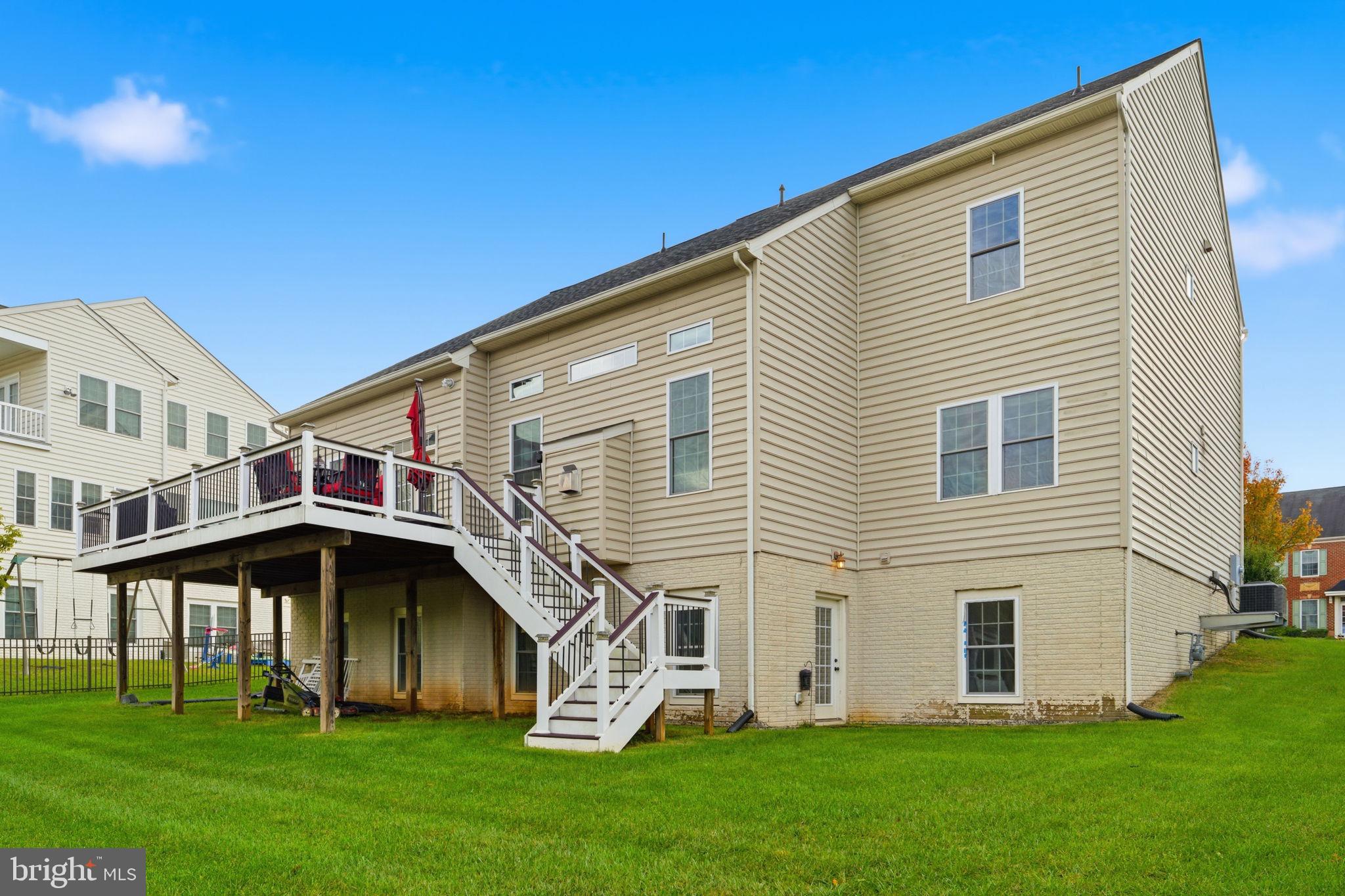 VIRGINIA MANOR CONDOMINIUM - Residential